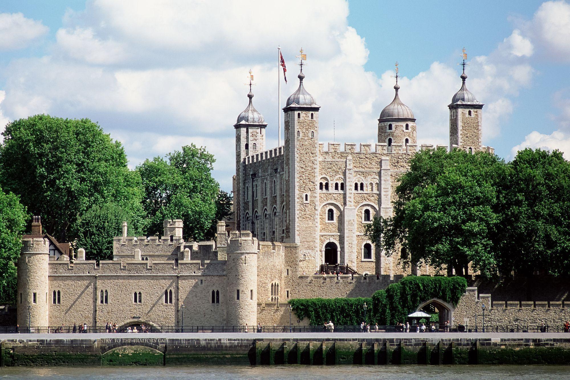 Tower of London Wallpapers - Top Free Tower of London Backgrounds ...