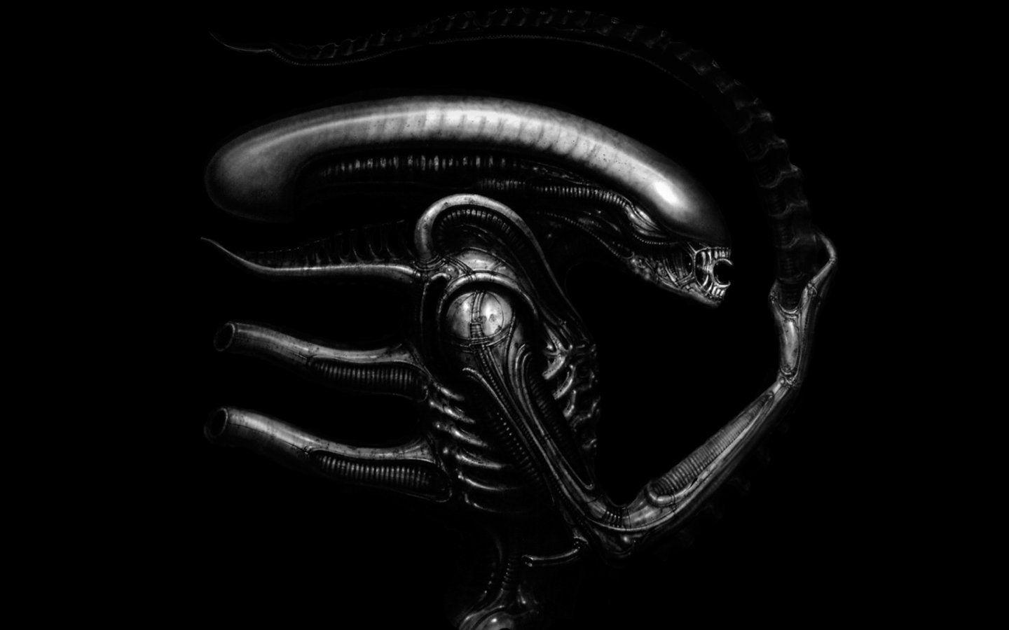 1440x900 Aliens Wallpaper