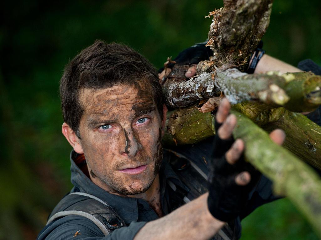 1024x768 Bear Grylls Wallpaper