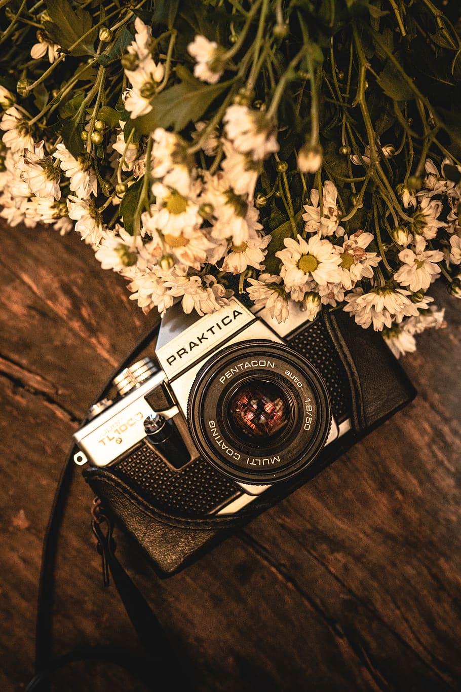 910x1365 HD wallpaper: Black and Gray Praktica Camera, analog, analog