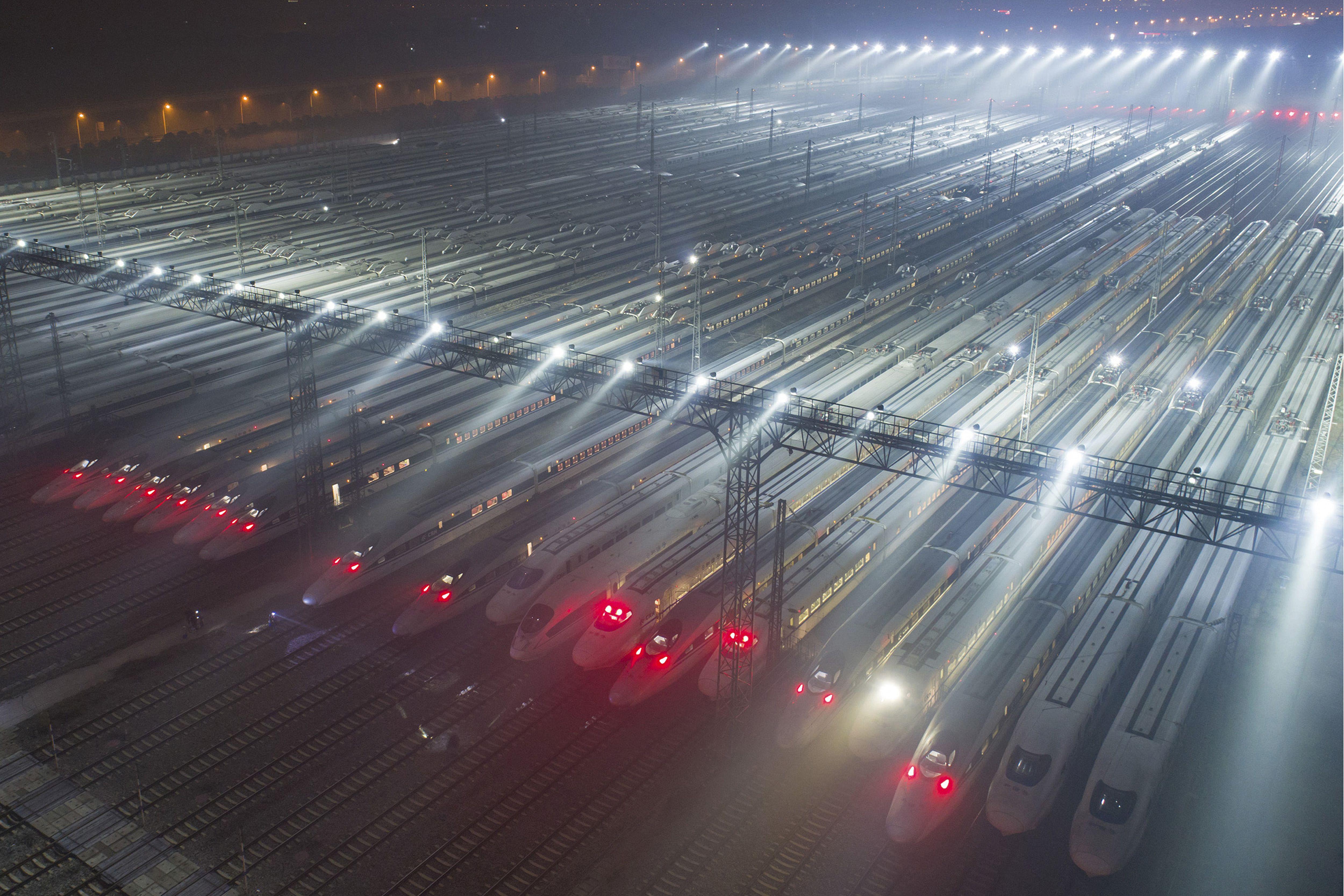 5000x3333 Trains