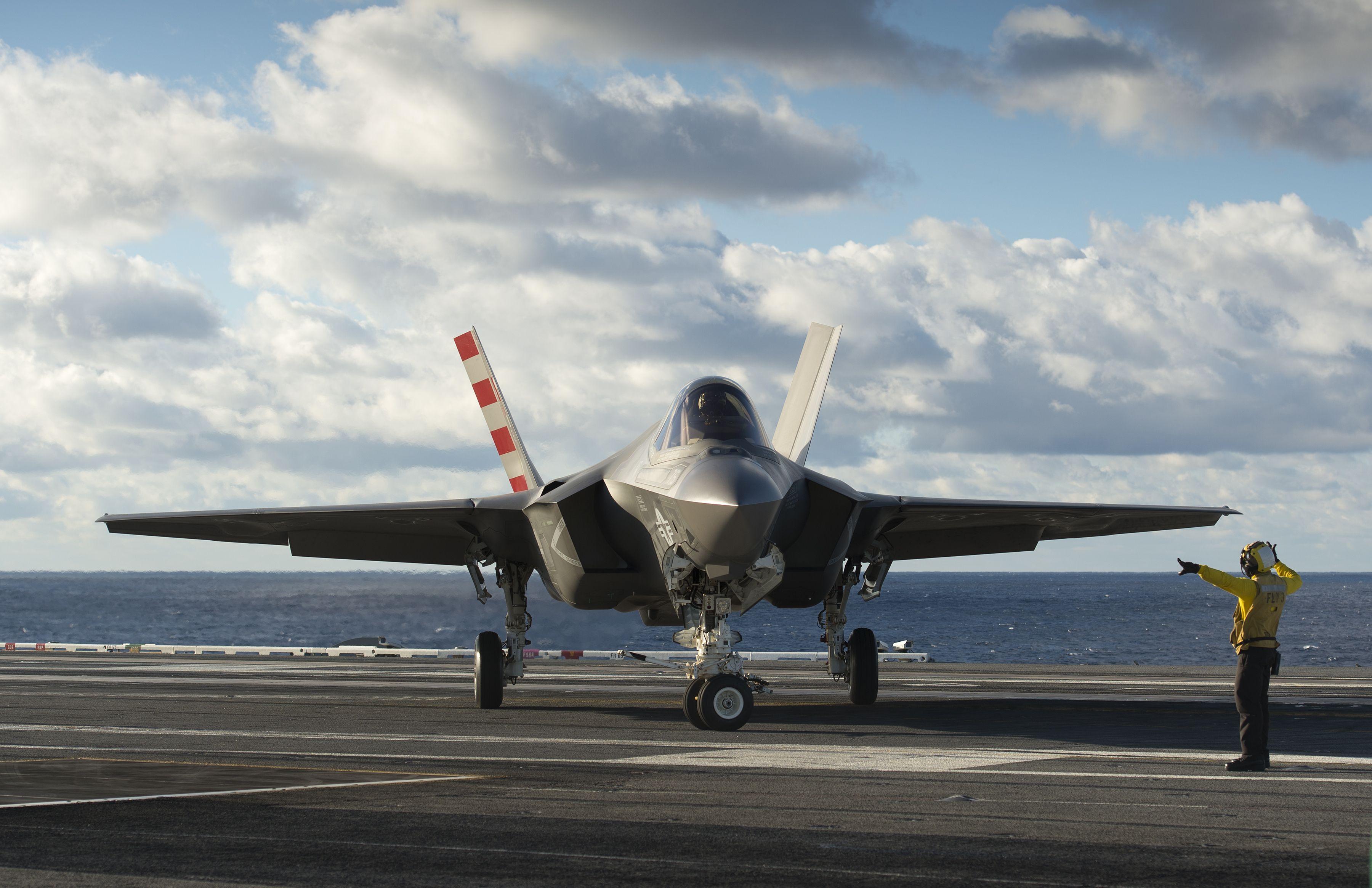 3600x2329 Military Martin F 35 Lightning II Jet Fighter