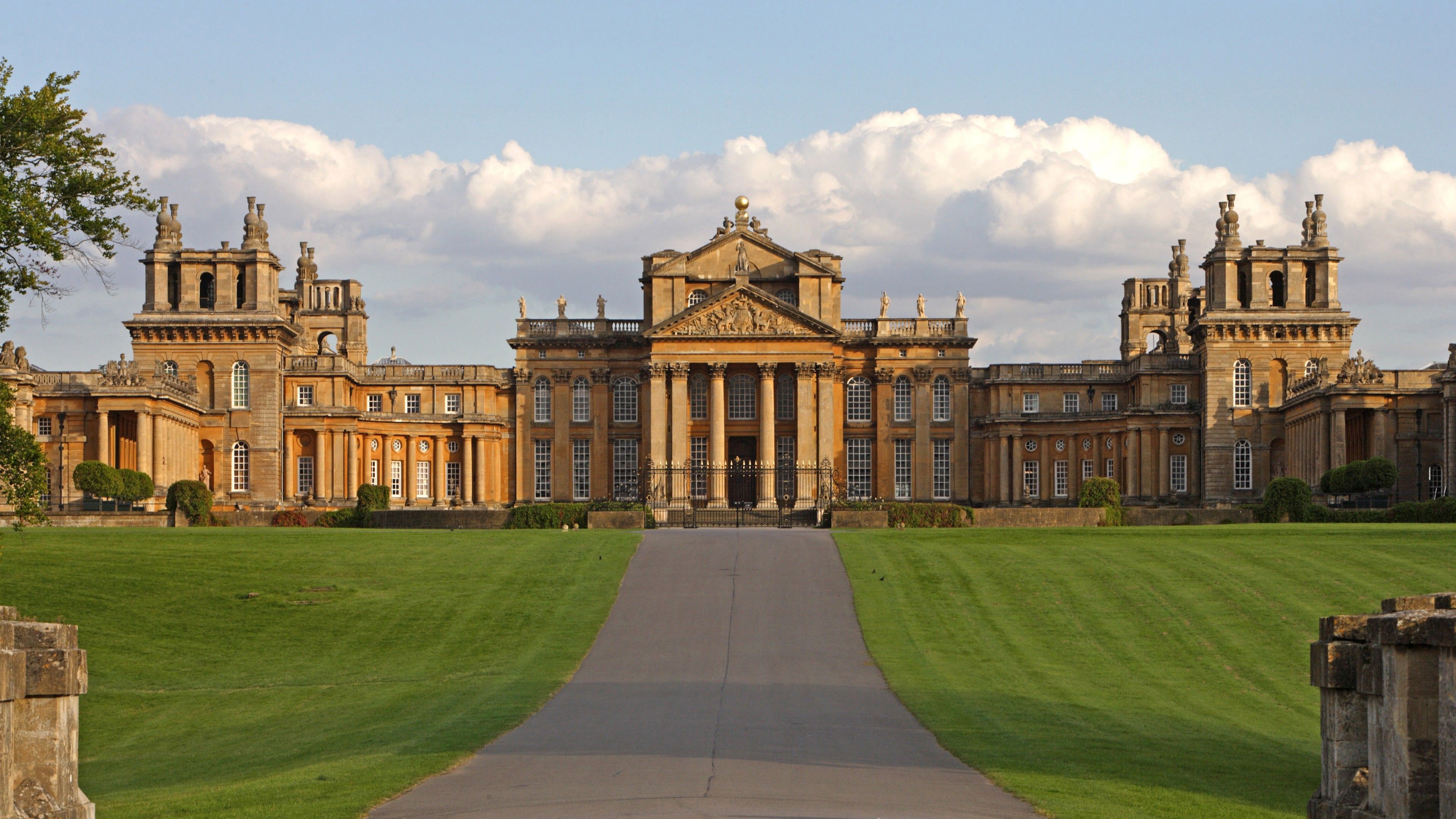 3840x2160 Royal Residence Blenheim Palace In UK 4K HD Travel Wallpaper