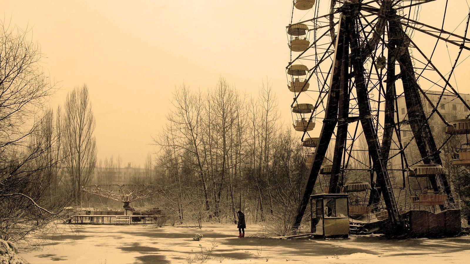 1600x898 Abandoned Wallpaper
