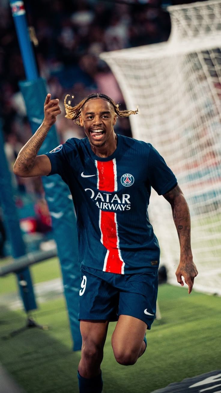 Captivating European Football: Inter Fight Back To Hit Pisa For Six While Barcola Lifts Psg Top Artwork in 4K Captivating European Football: Inter Fight Back To Hit Pisa For Six While Barcola Lifts Psg Top Artwork in 4K