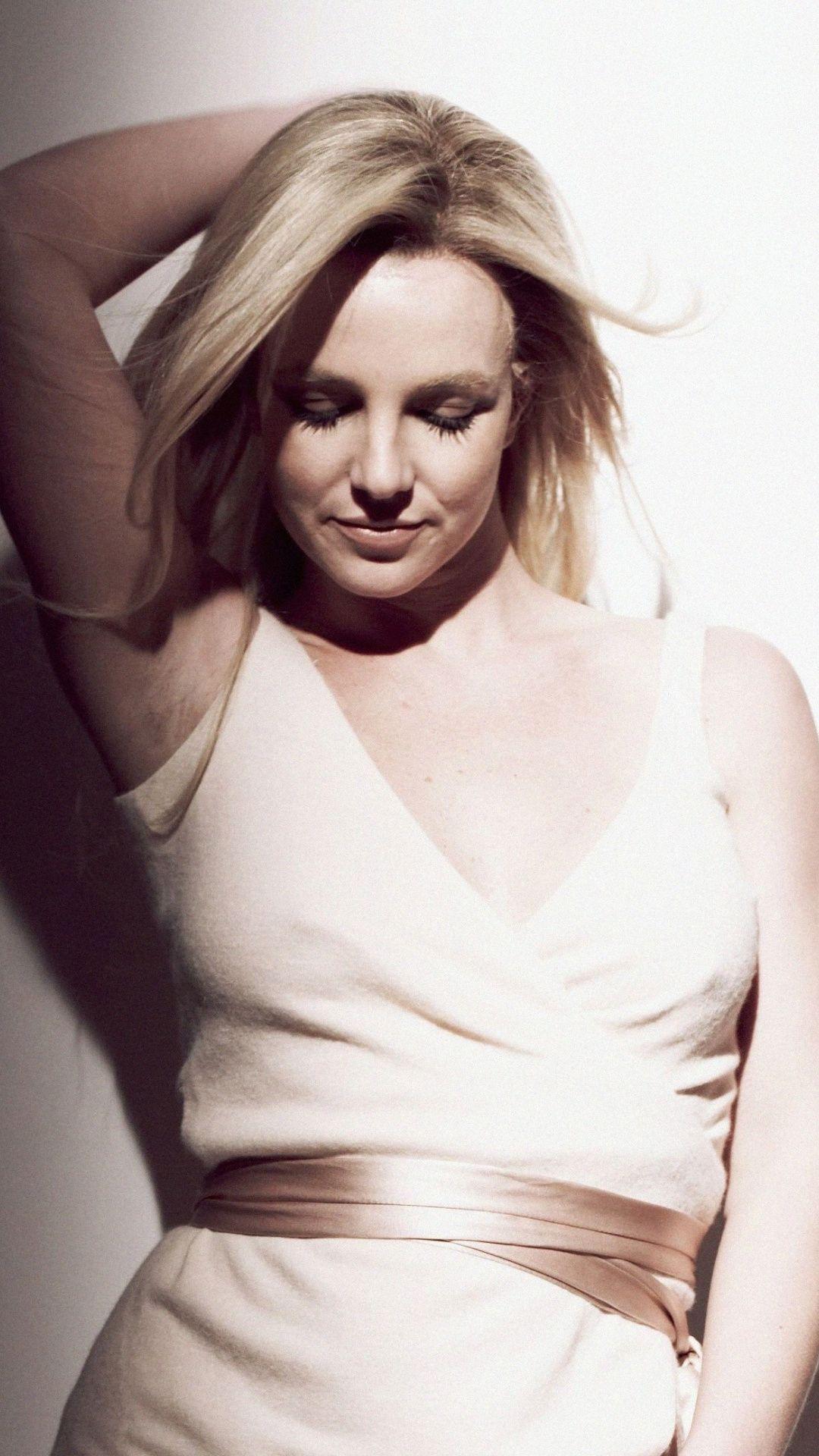 1080x1920 Celebrity Wallpaper