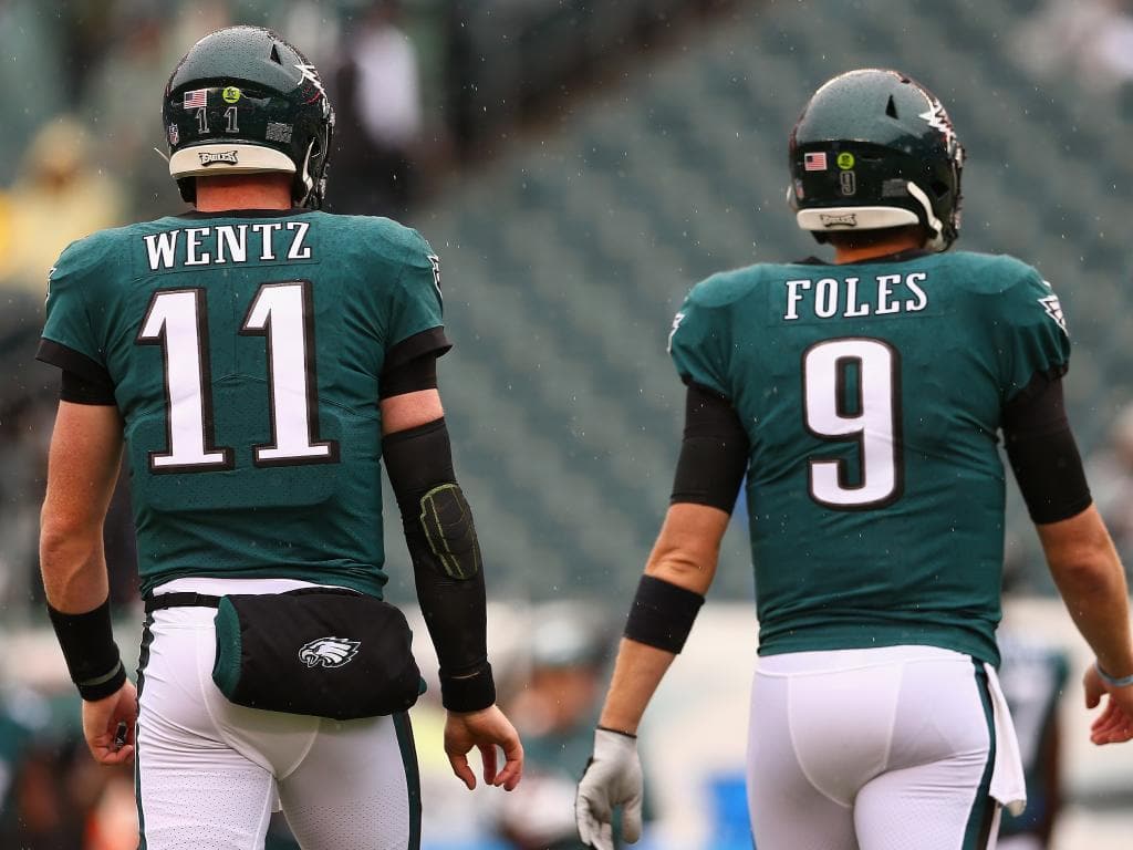 1024x768 Donovan Mcnabb Ignites Carson Wentz War