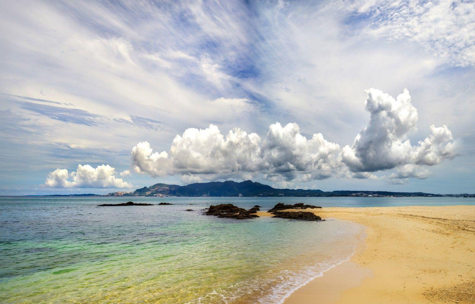 1600x1025 Cool off your home screen with a dip in these ocean wallpaper