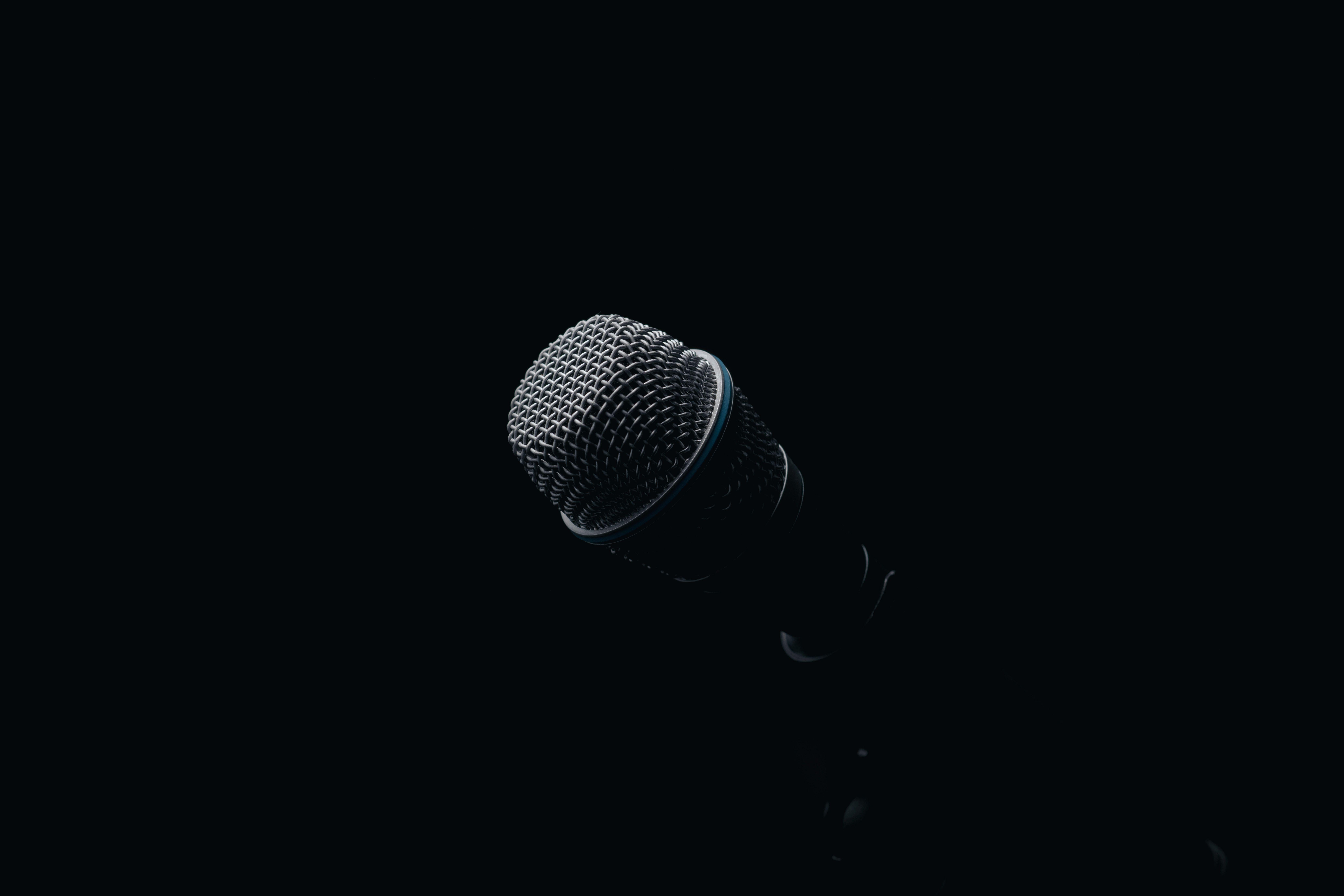 8256x5504 Microphone Picture. Download Free Image