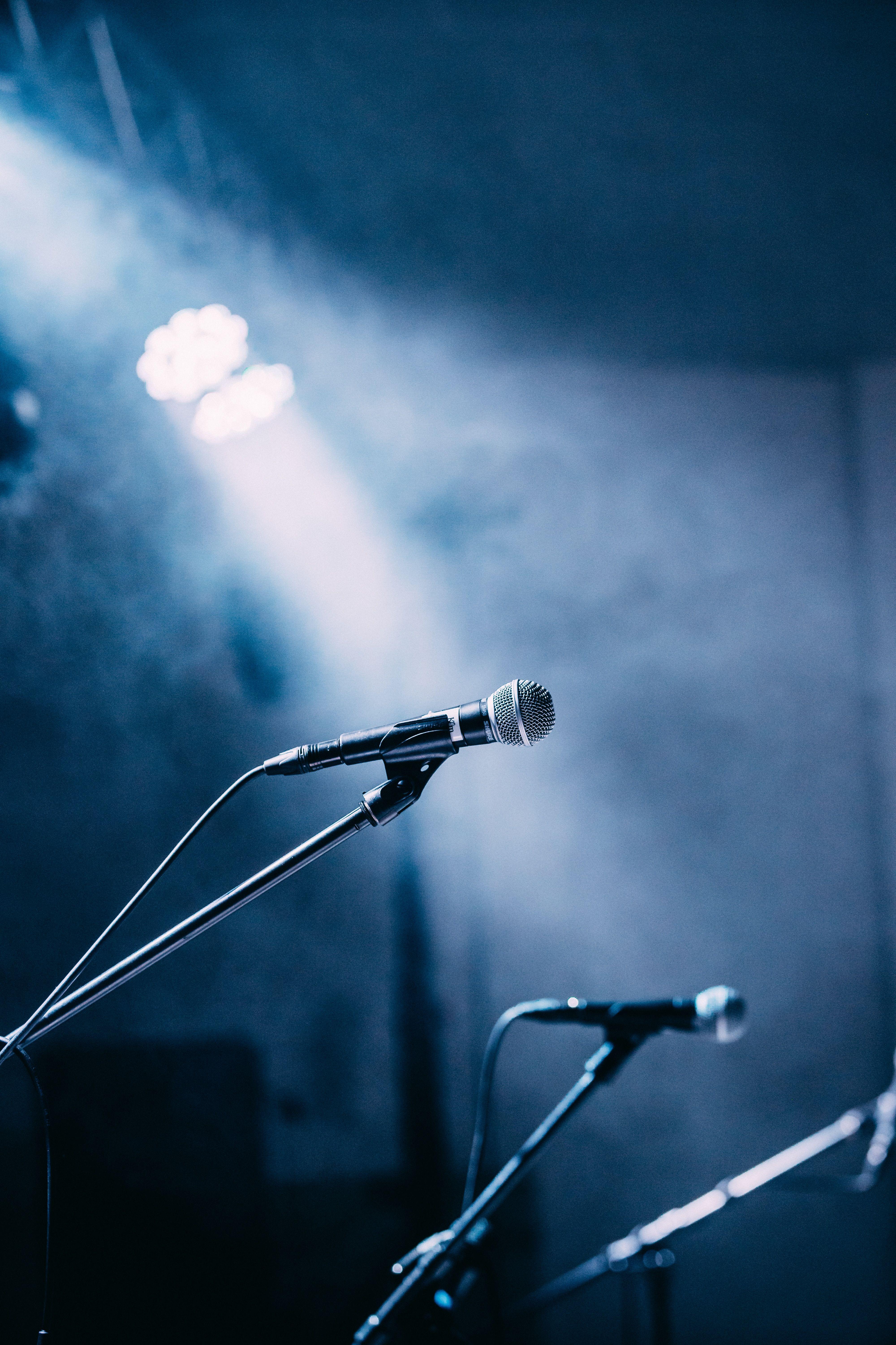4000x6000 Microphone Picture. Download Free Image