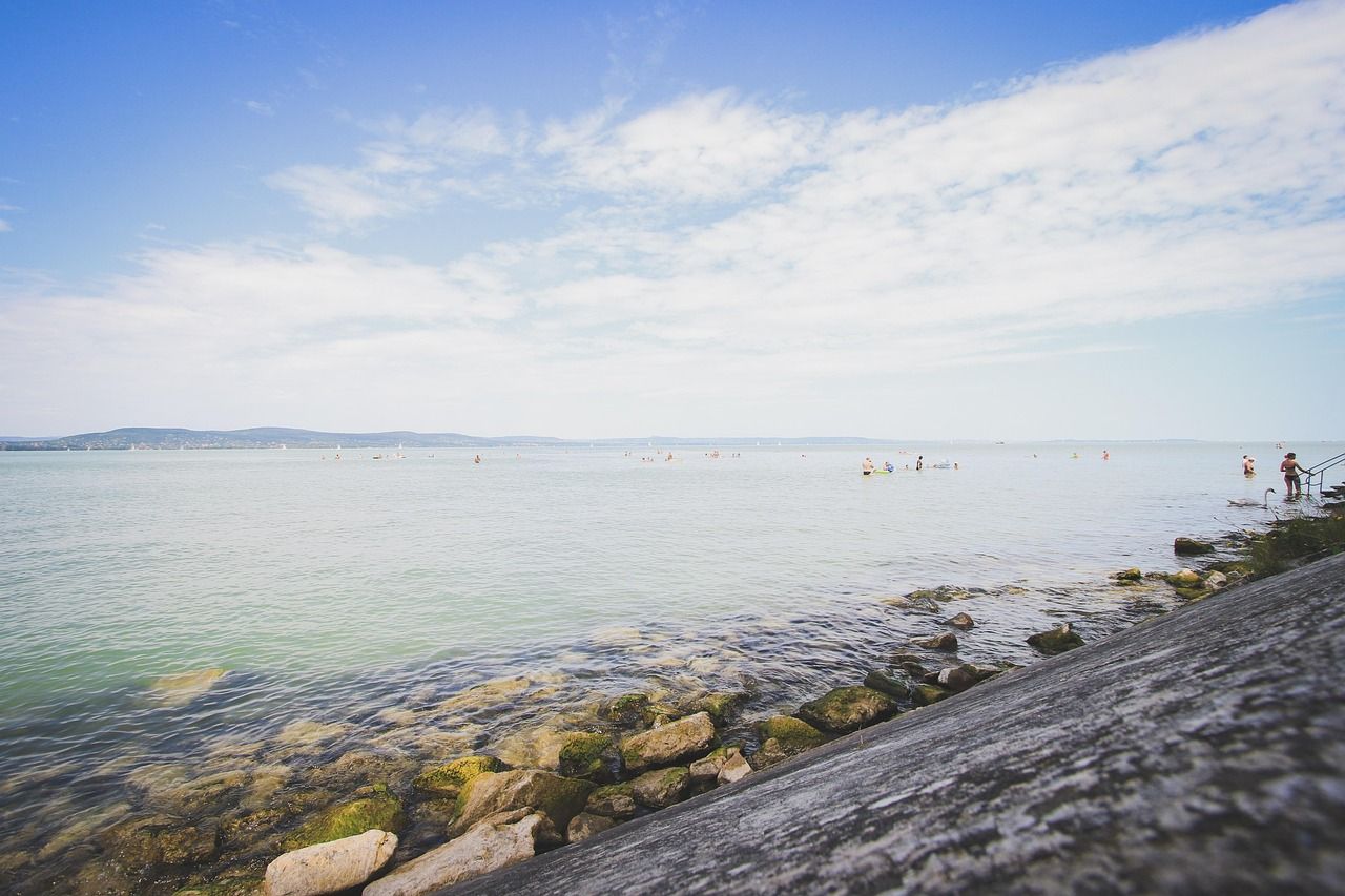 1280x853 Lake Balaton Summer Beach