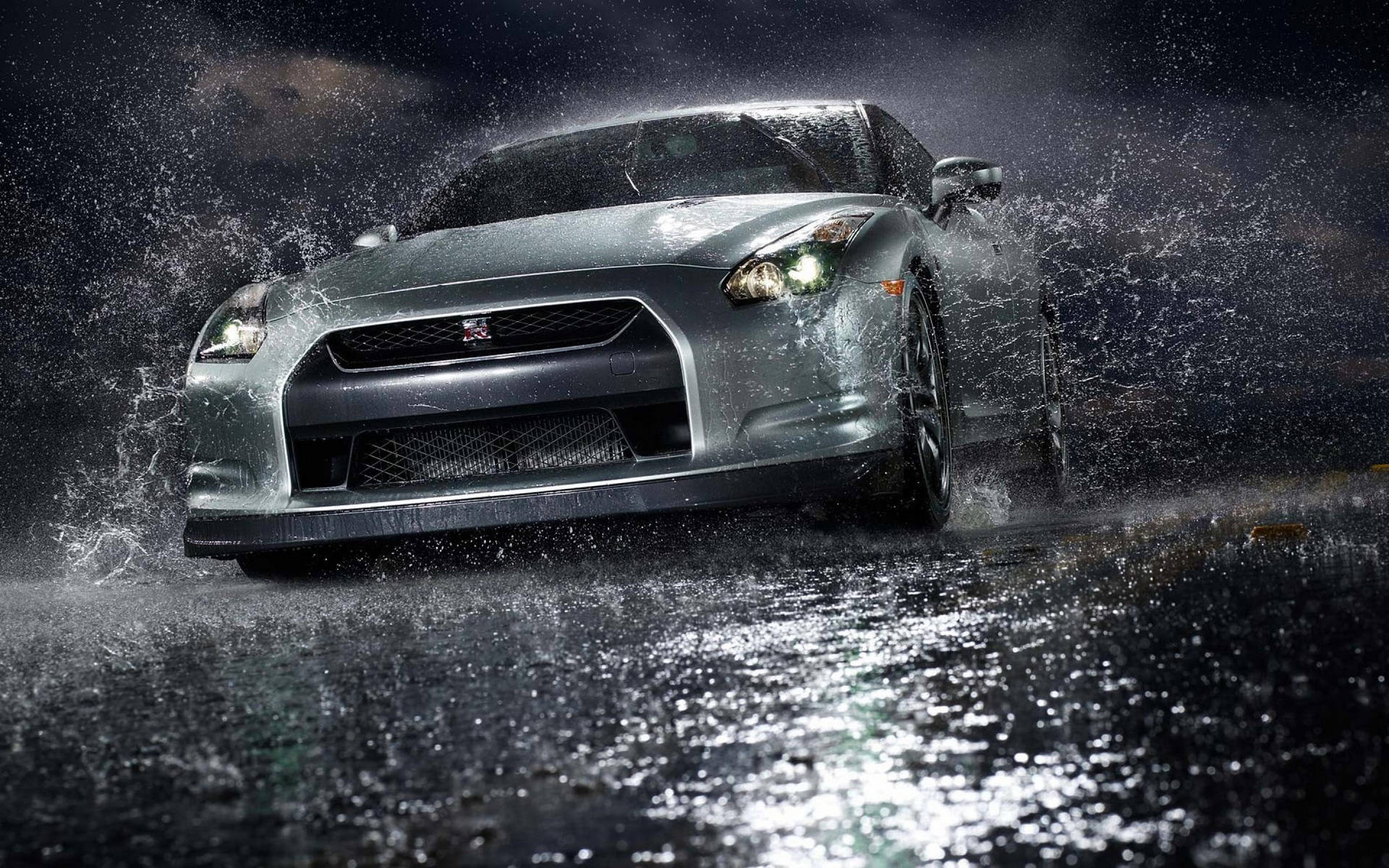 1920x1200 Silver Nissan Gtr Car Soaked In The Rain Wallpaper
