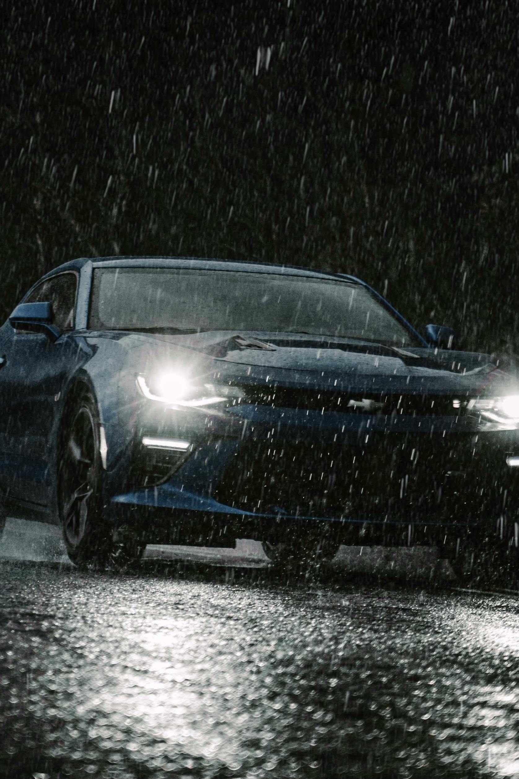 1676x2515 Blue Car on Road while Raining · Free