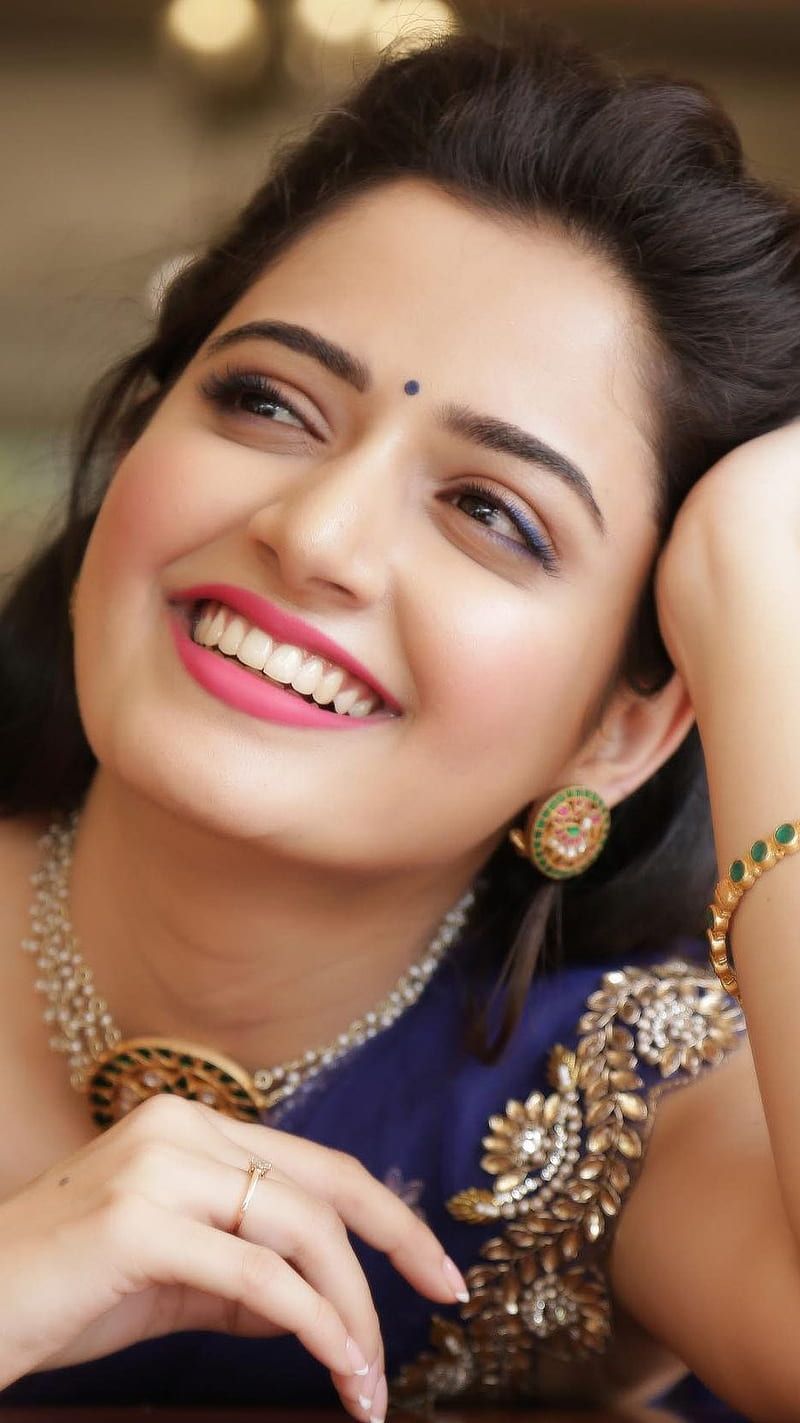 800x1423 Ashika Ranganath, ashika ranganath, kannada actress, HD phone wallpaper