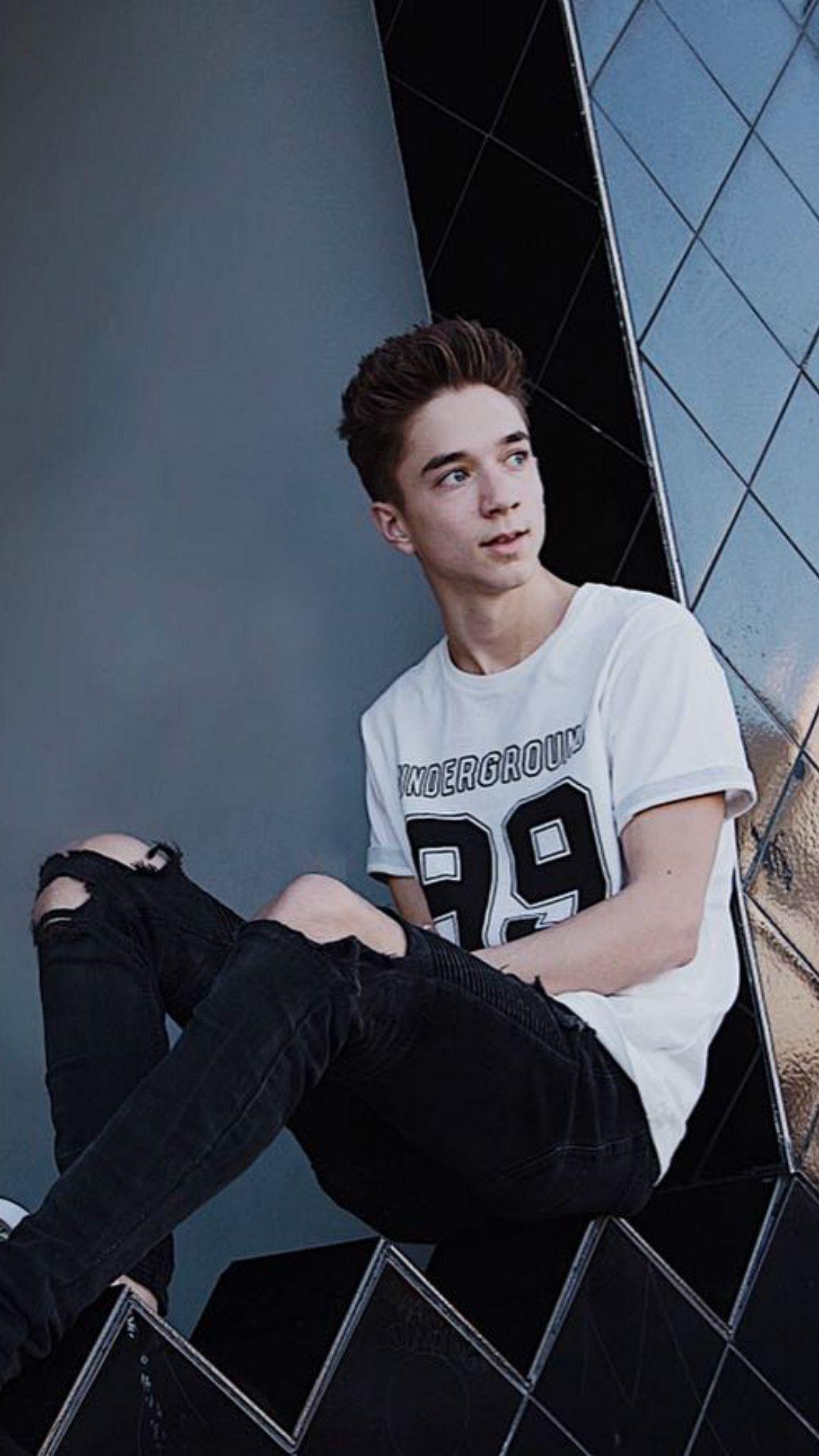 1080x1920 Daniel Seavey Wallpaper