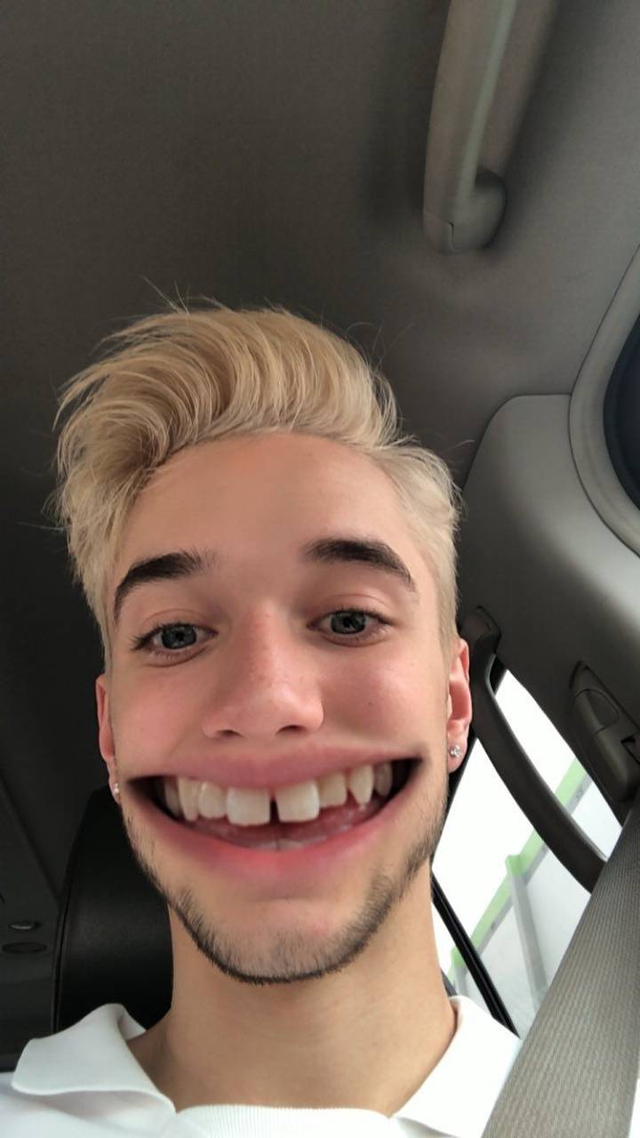 720x1280 Daniel Seavey wallpaper