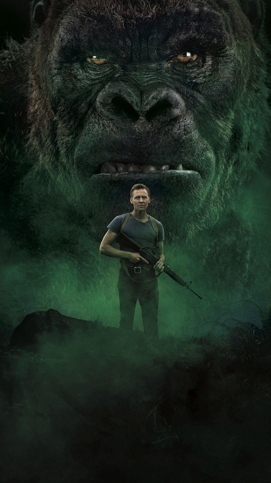 1080x1920 Wallpaper Kong: Skull Island Tom Hiddleston Monkeys Men