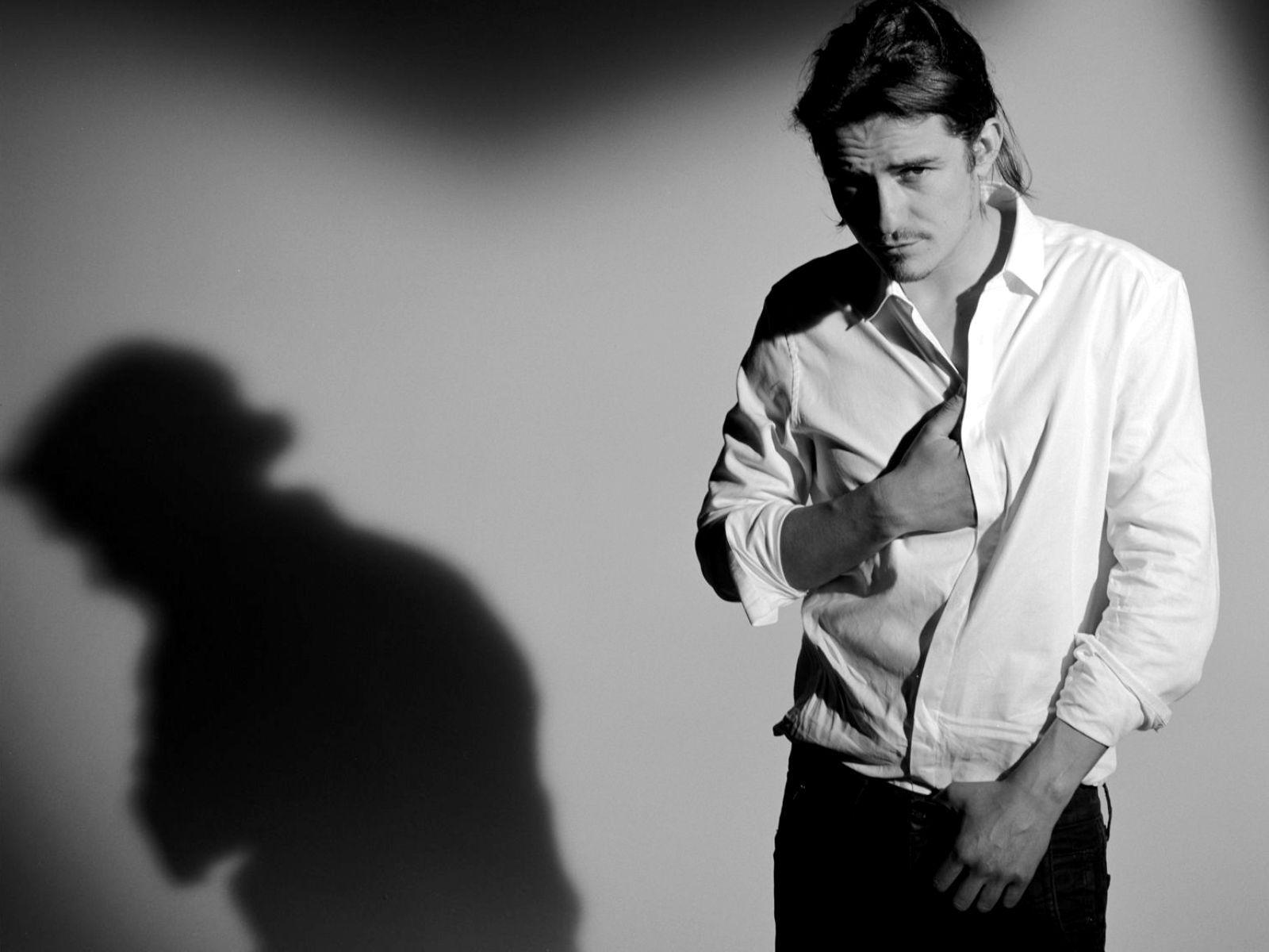 1600x1200 Orlando Bloom Wallpaper
