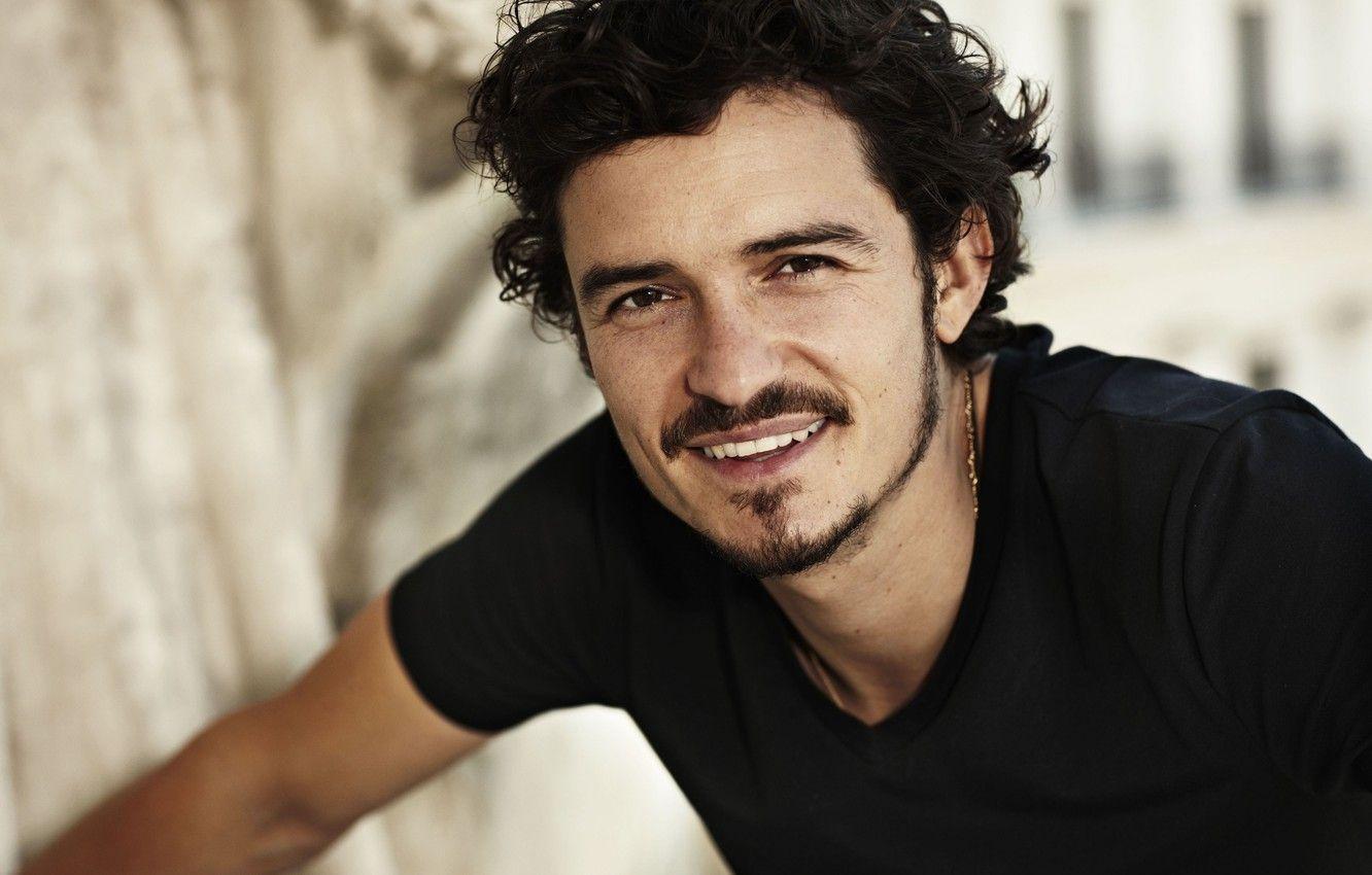 1332x850 Wallpaper face, smile, actor, male, celebrity, Orlando Bloom