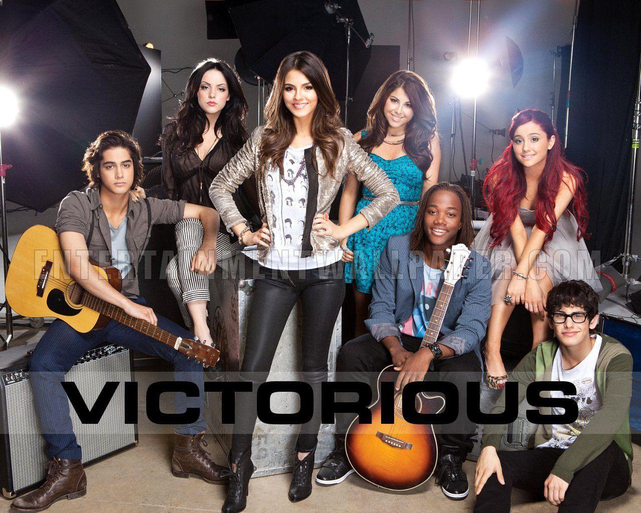 Big Time Victorious Wallpaper by urkitkat on DeviantArt