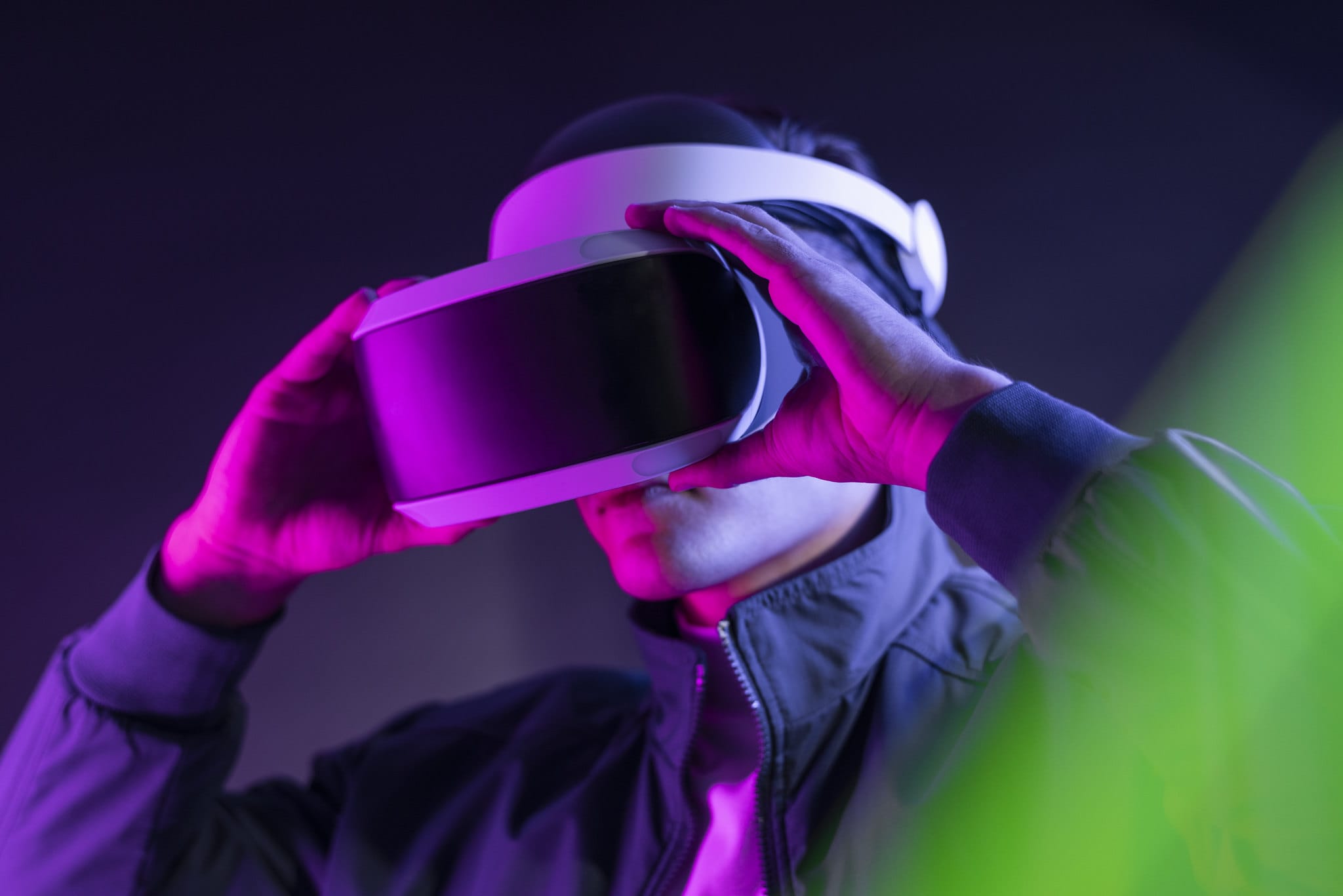 2048x1367 Apple Might Be Forced To Push VR AR Headset Back To 2023