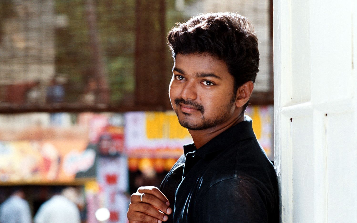 1498x937 Ghilli (2004) Vijay as Saravana Velu