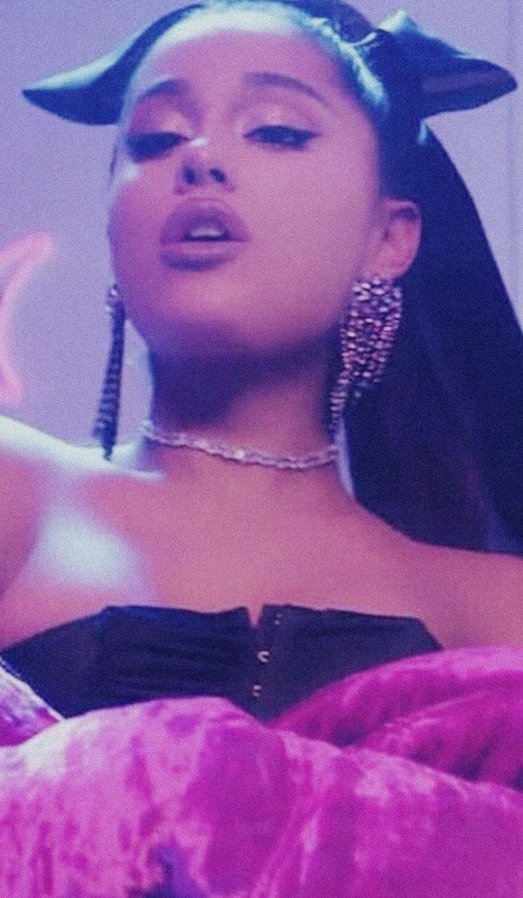 746x1280 lockscreens ✨