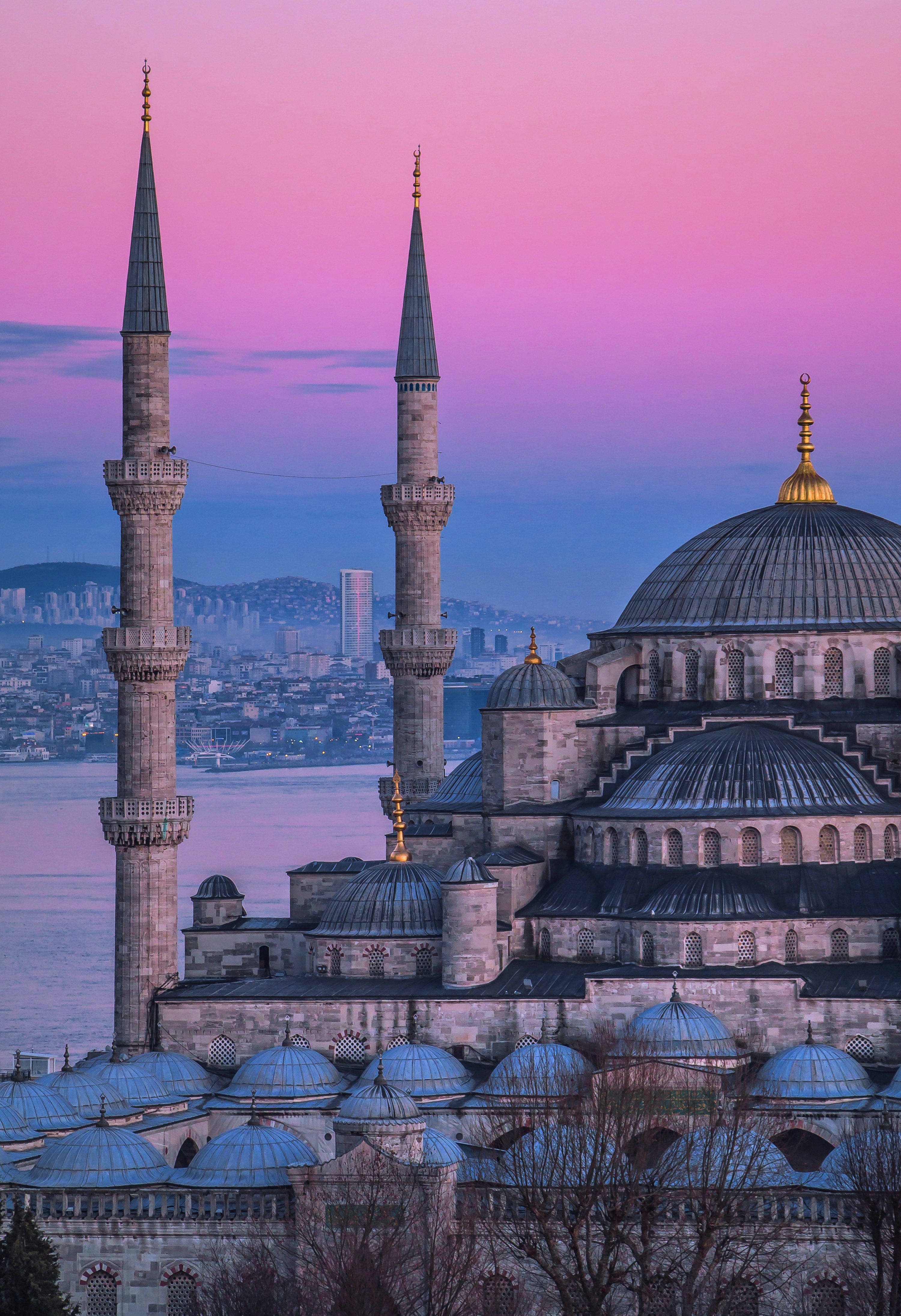 3000x4382 Stunning Istanbul Picture [Scenic Travel Photo]. Download Free Image