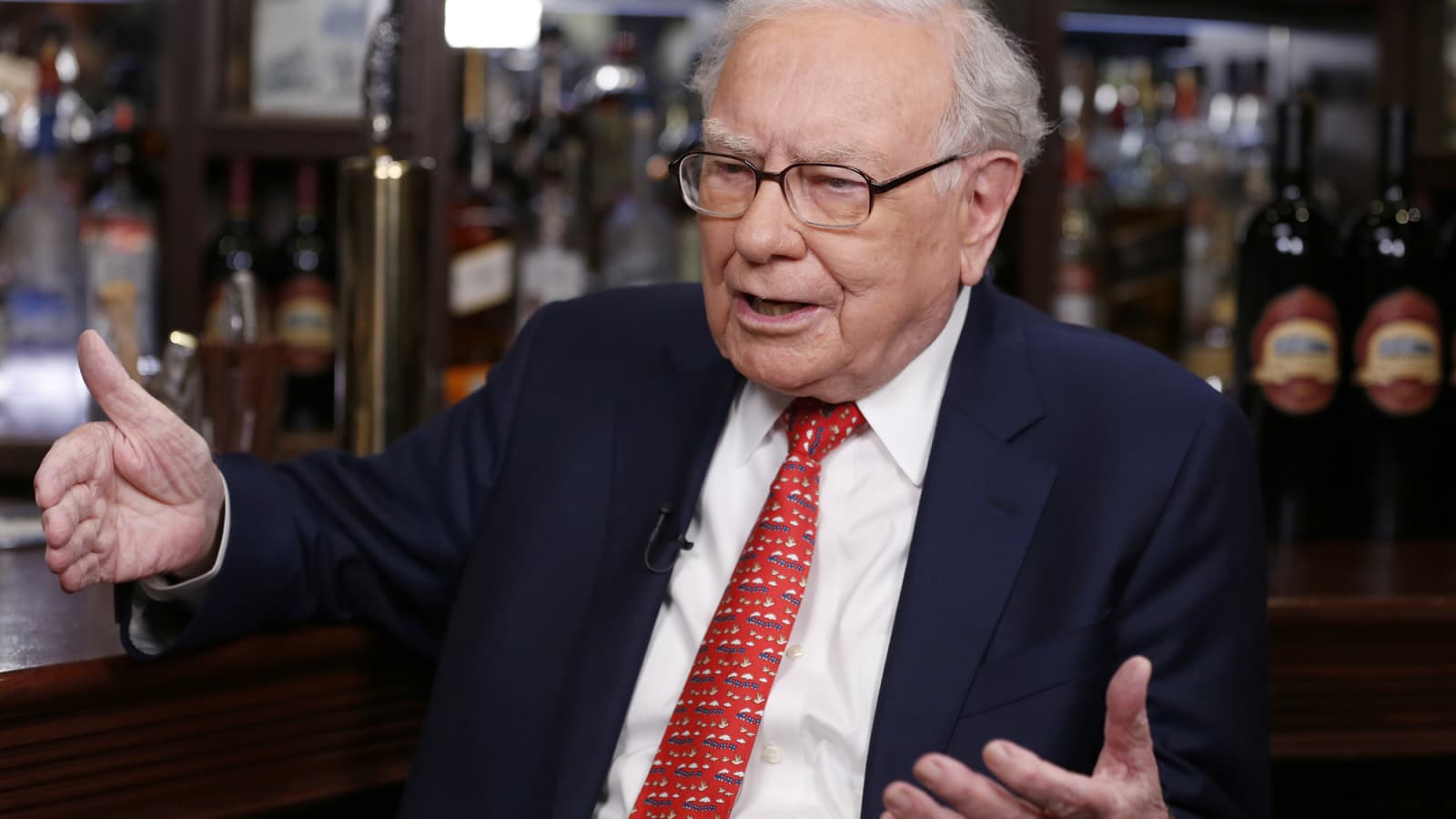 1600x900 How Warren Buffett taught Peter Lynch the value of making mistakes