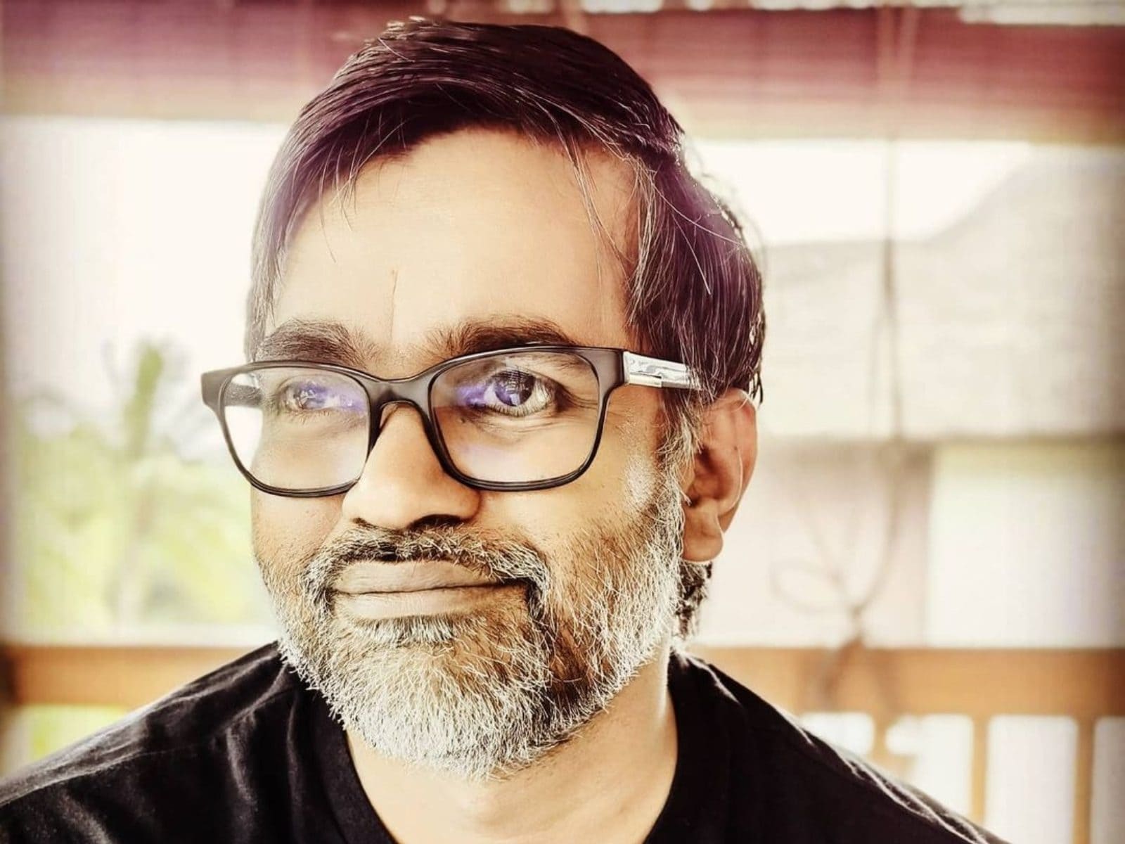 1600x1200 Dhanush's Brother, Director Selvaraghavan, Tests Positive for Covid- Shares Update on Twitter