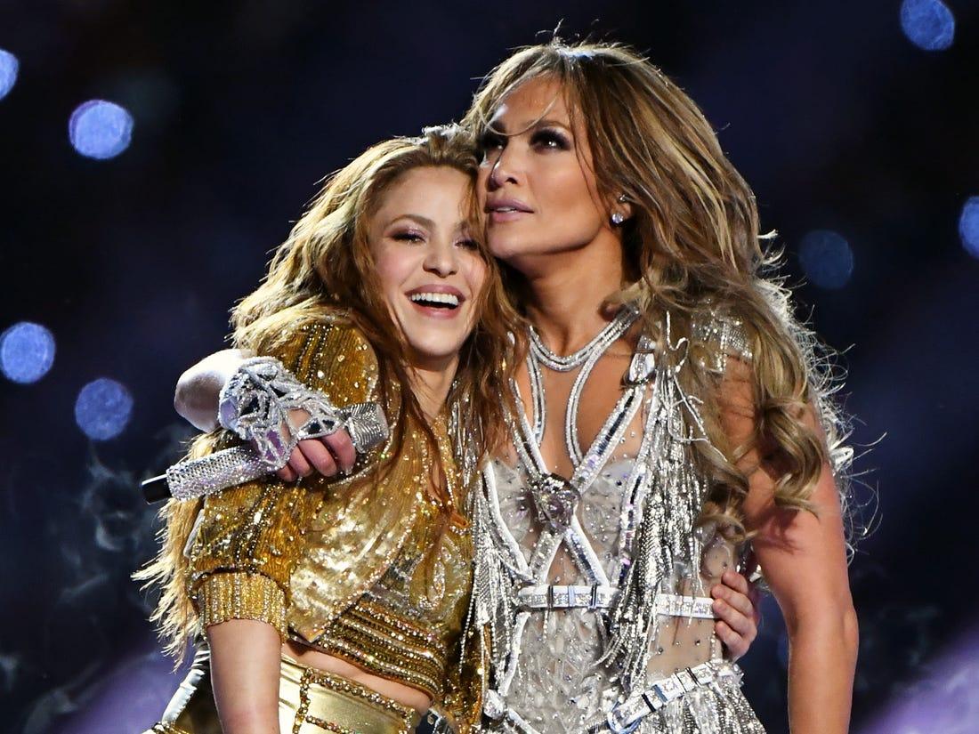 1100x825 Best photo of Shakira and Jennifer Lopez's Super Bowl halftime