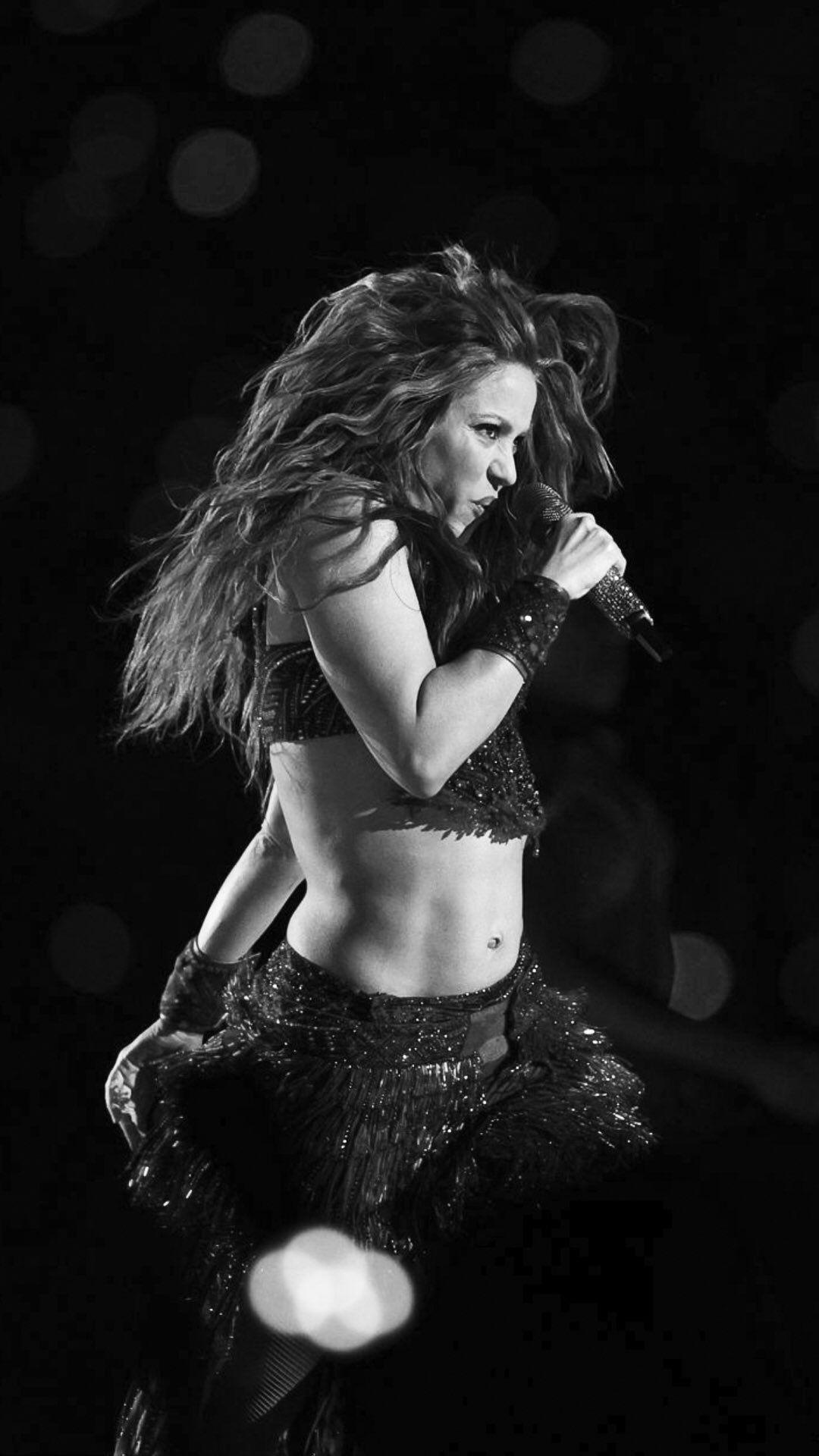 1080x1920 Jennifer Lopez And Shakira Super Bowl Halftime Wallpaper