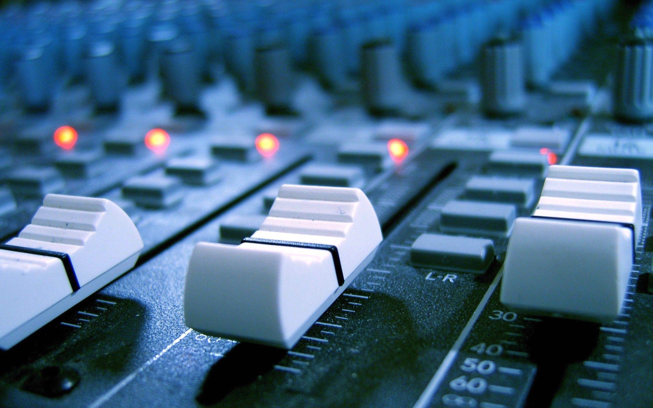 5 Essential Elements of Music Production