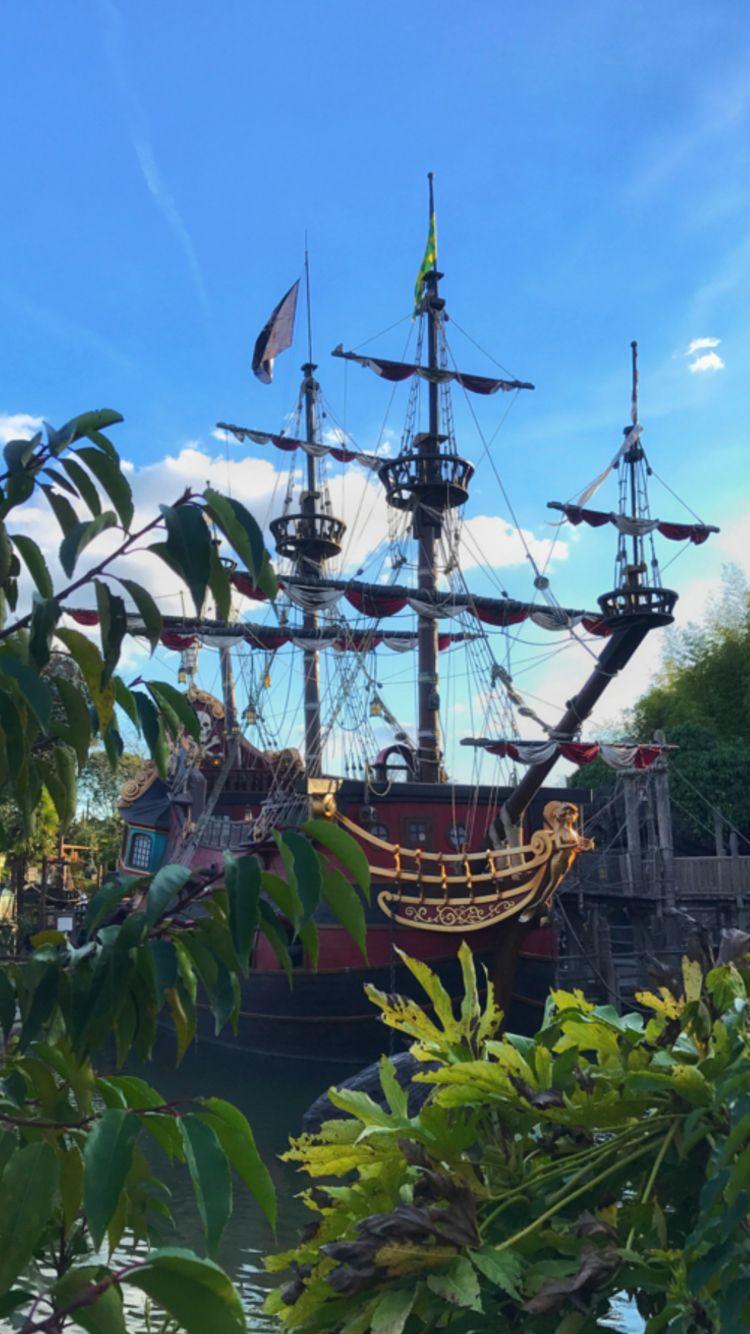 750x1334 Disneyland Paris wallpaper to rep your phone!. The DLP Geek