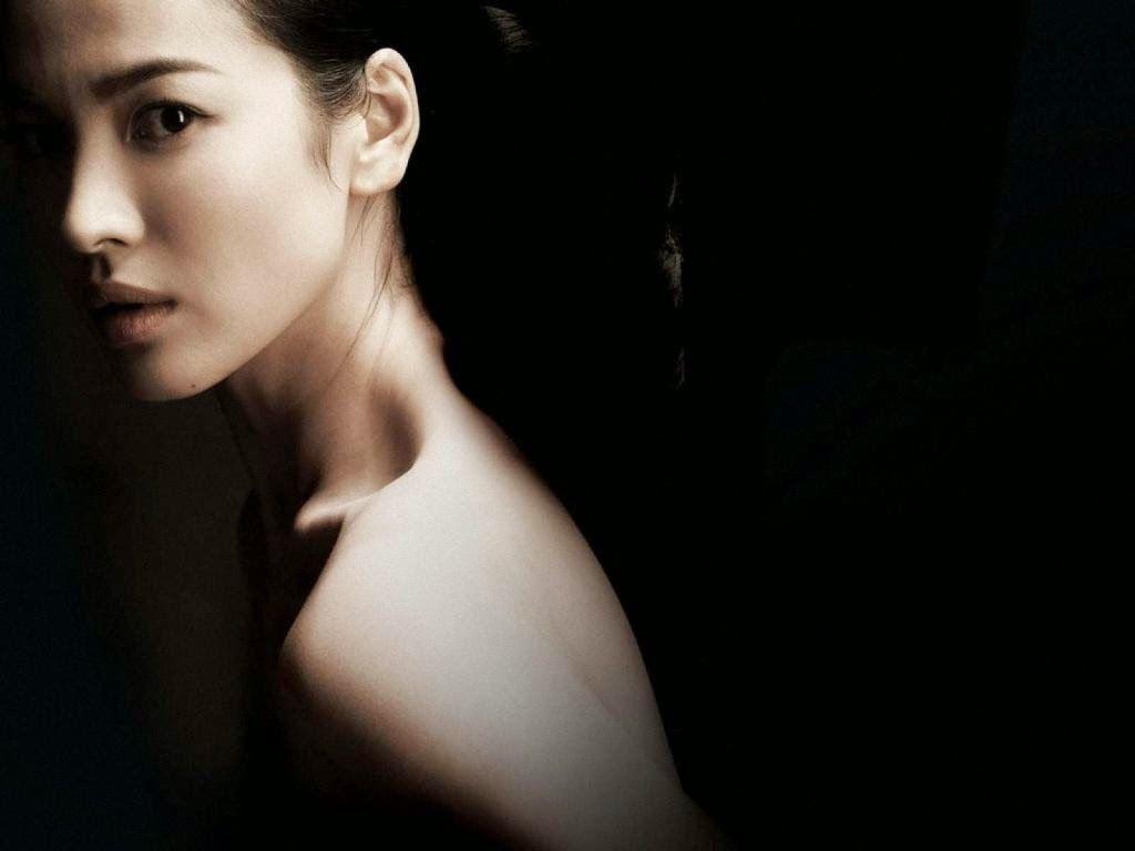 1024x768 Song Hye Kyo Wallpaper