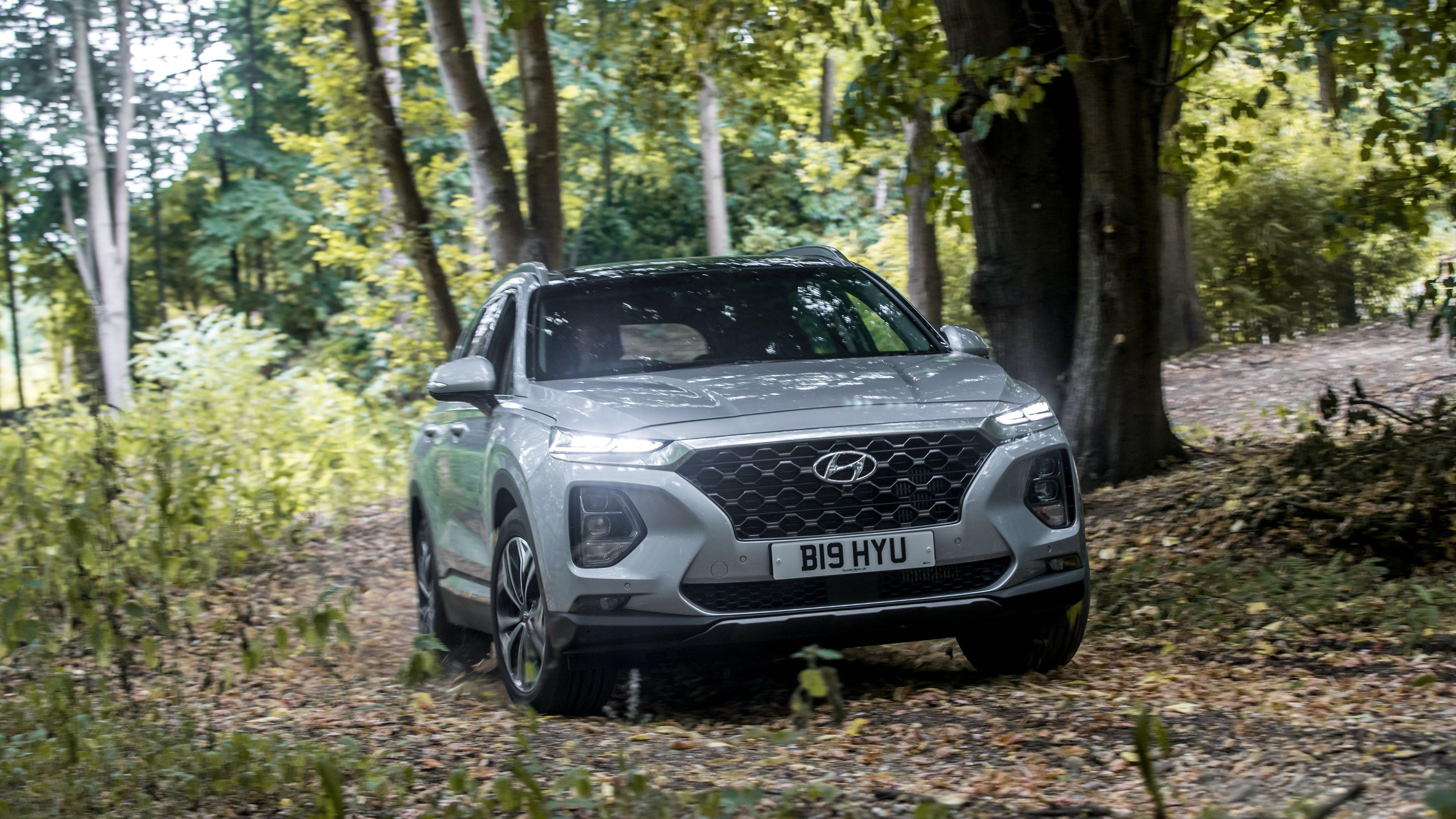 4096x2304 Hyundai Santa Fe 2019 4K Wallpaper. HD Car Wallpaper