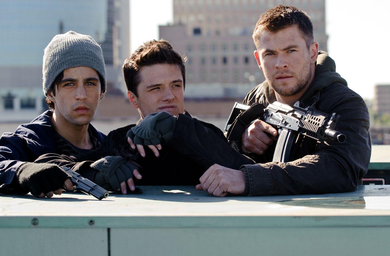 1600x1050 Red Dawn 2012 HD Wallpaper and Movie Poster Download Free