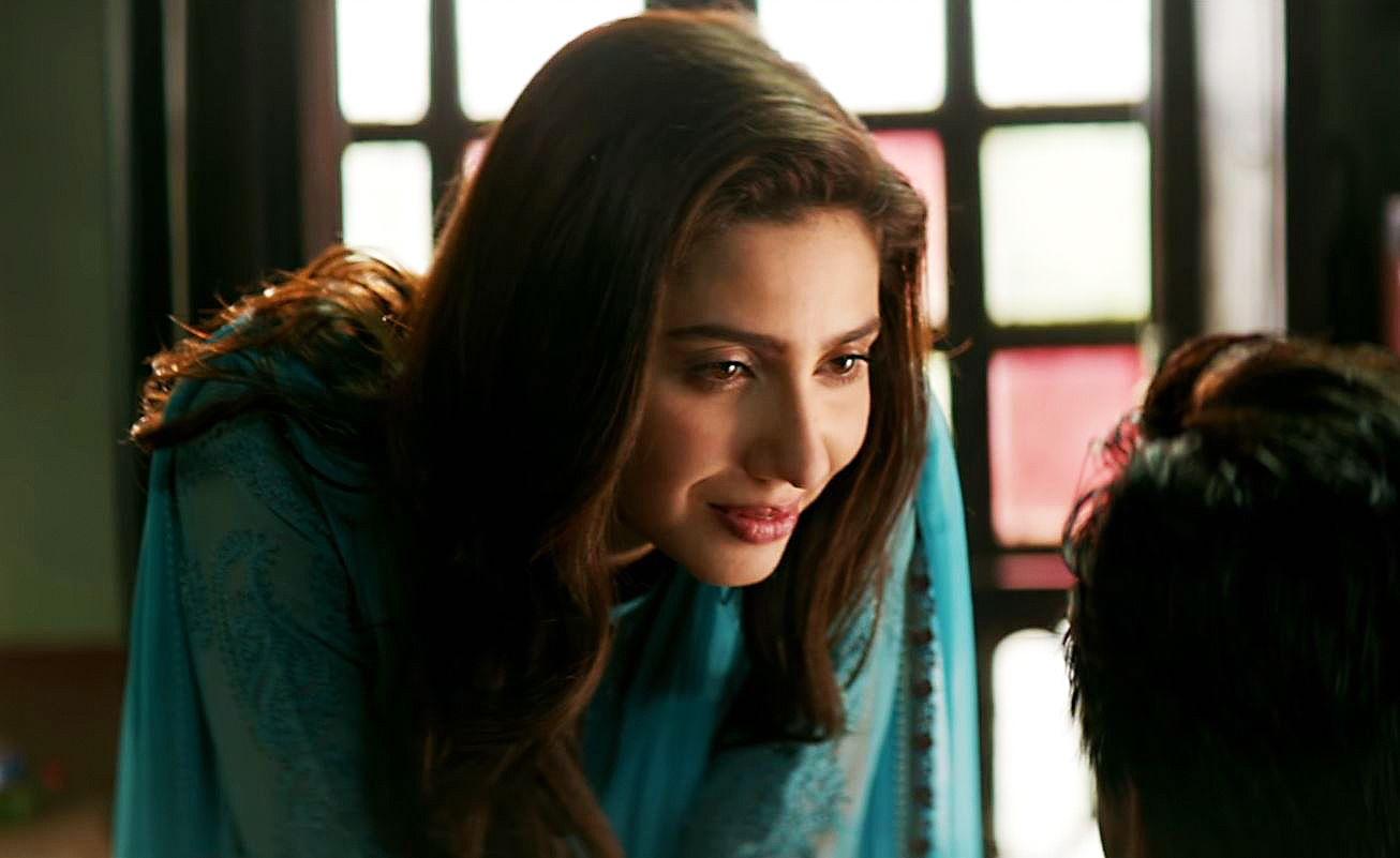 Mahira Khan Wallpapers - Top Free Mahira Khan Backgrounds - WallpaperAccess