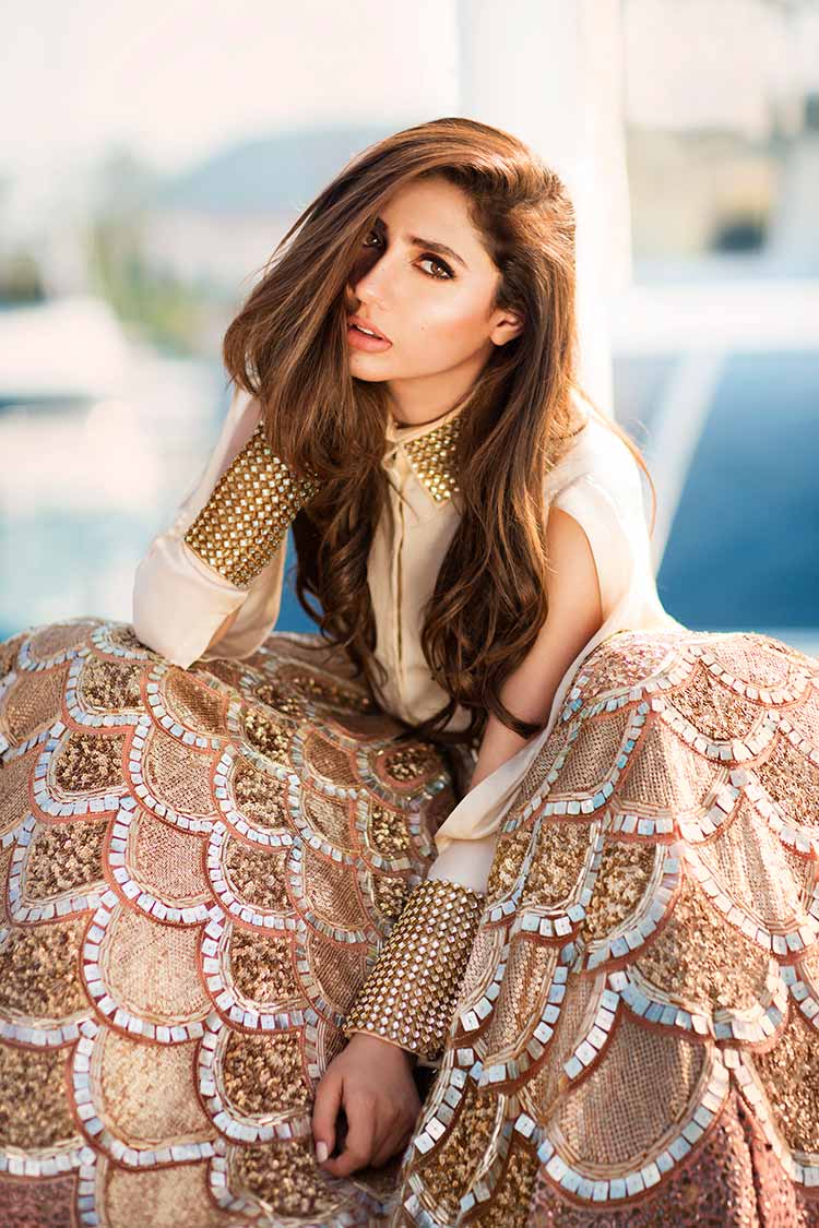 750x1125 Mahira Khan latest photohoot