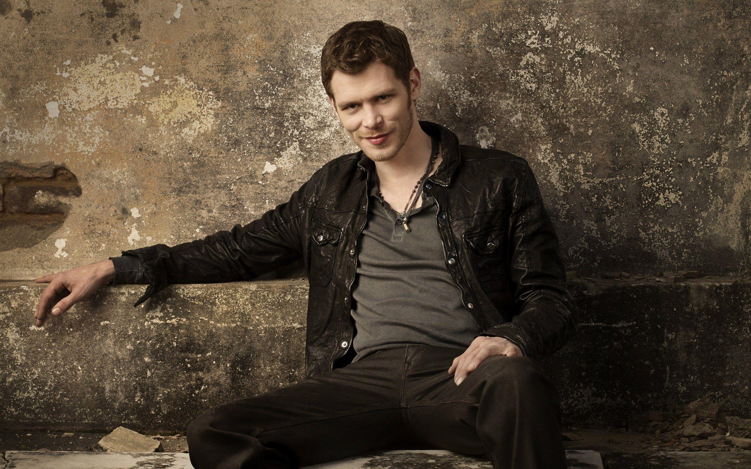2560x1600 Joseph Morgan Wallpaper