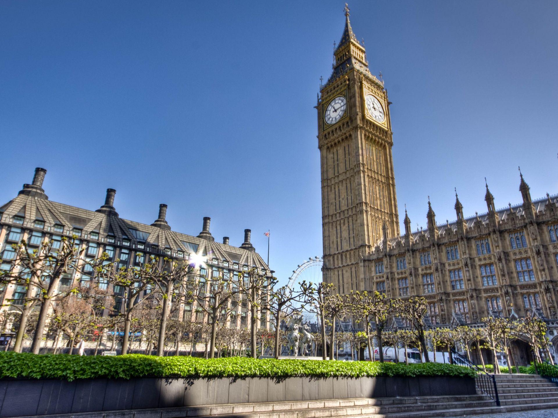 Фотография бена. Биг-Бен. Биг-Бен (big Ben). Англия площадь с Биг Беном. Оттава Биг Бен.