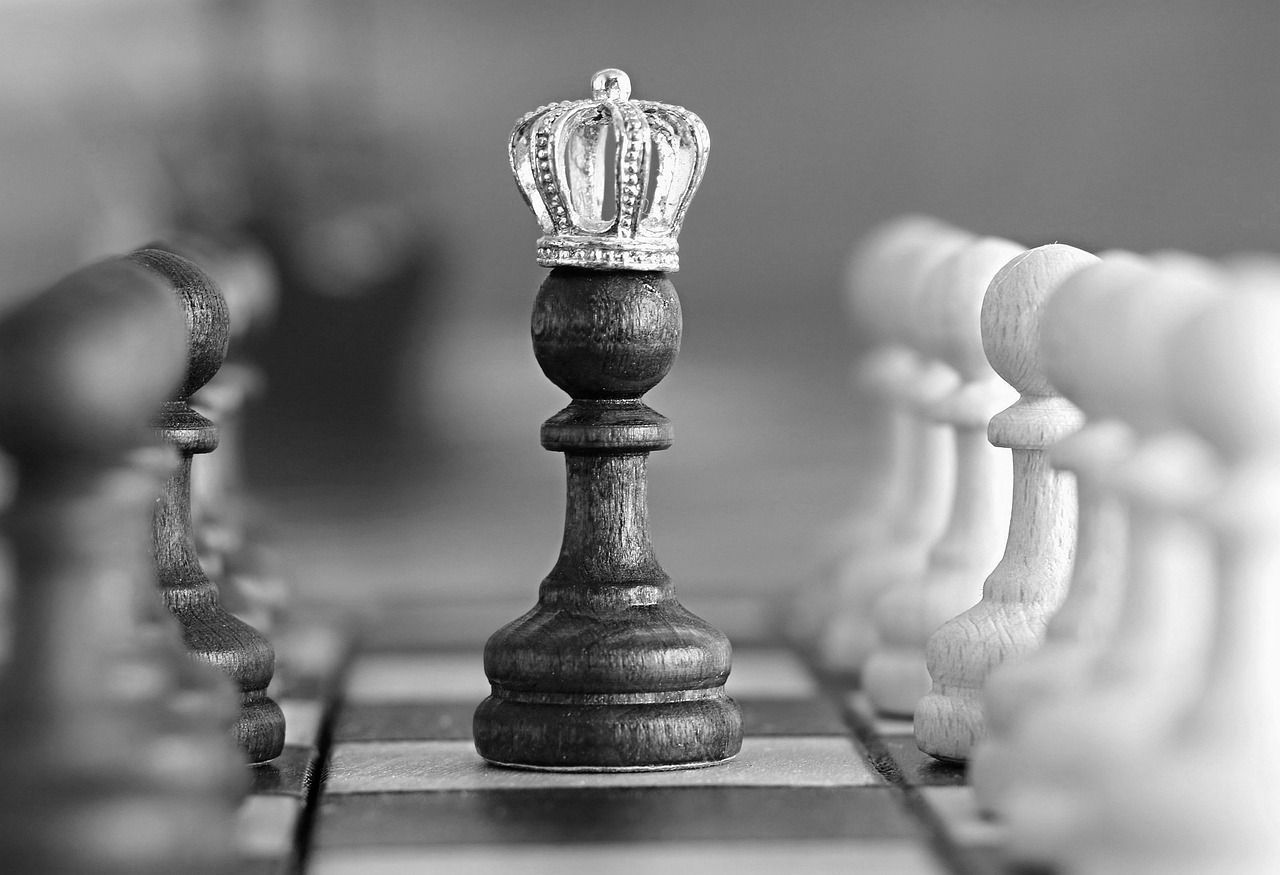1280x875 Chess Black King Gray