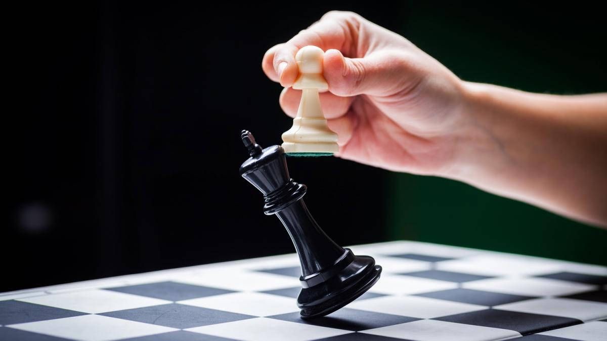 1200x674 Chess Pawn Overpowering King Wallpaper