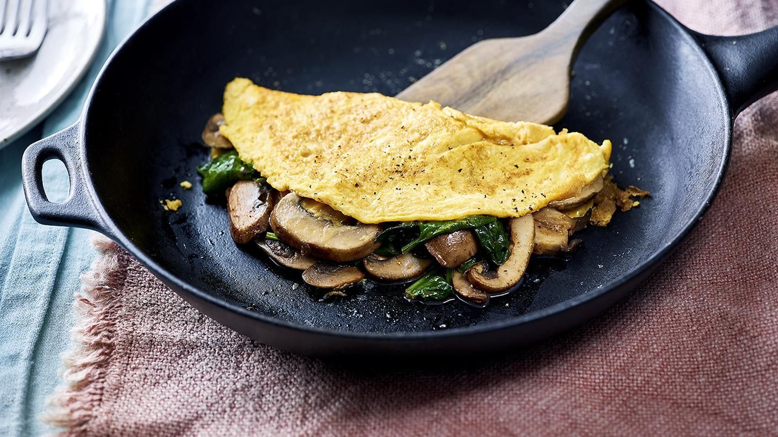 1600x900 Mushroom omelette
