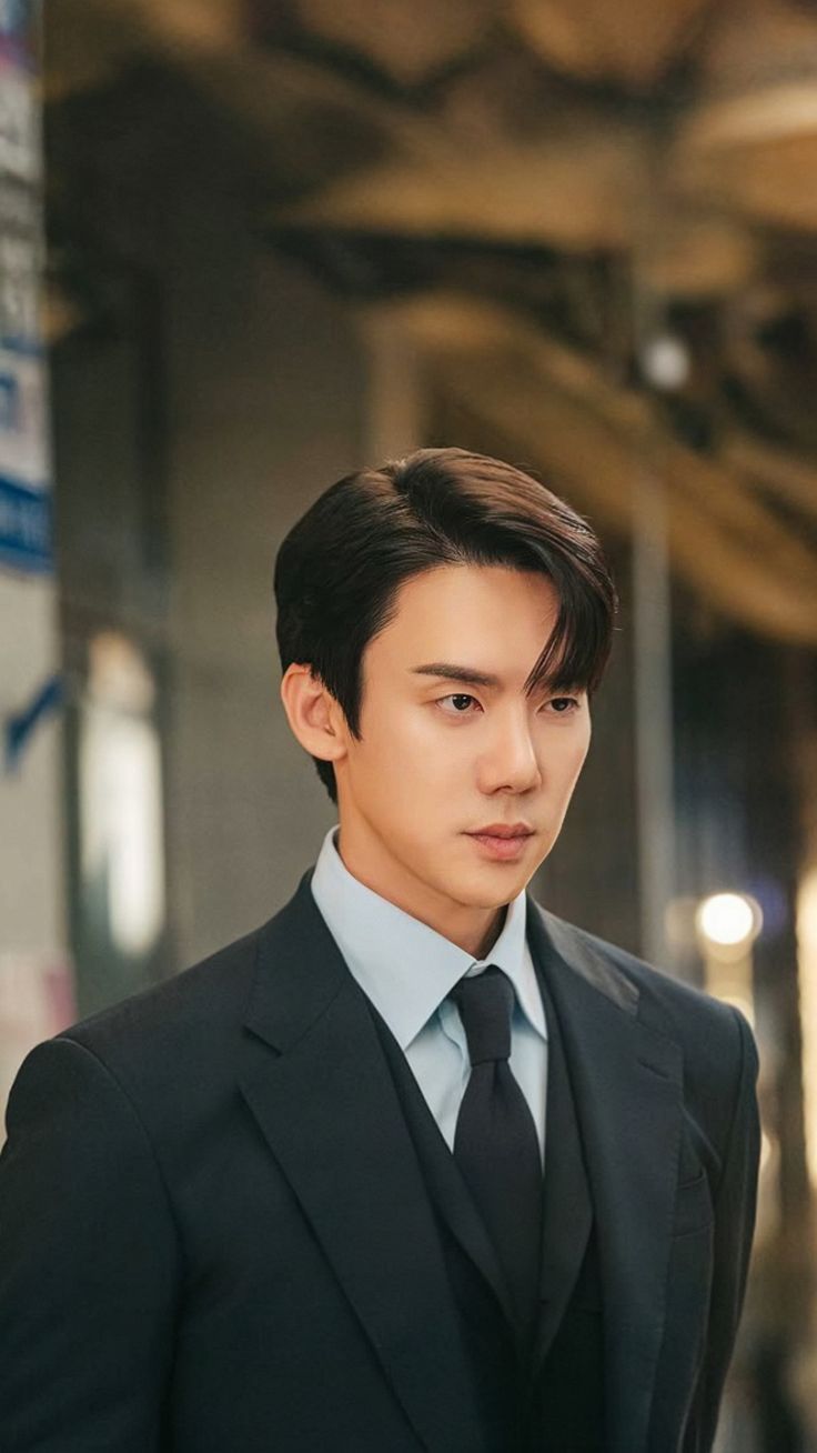 736x1308 Yoo Yeon Seok as Baek Saeon. When the Phone Rings (2024). 지금 거신 전화는