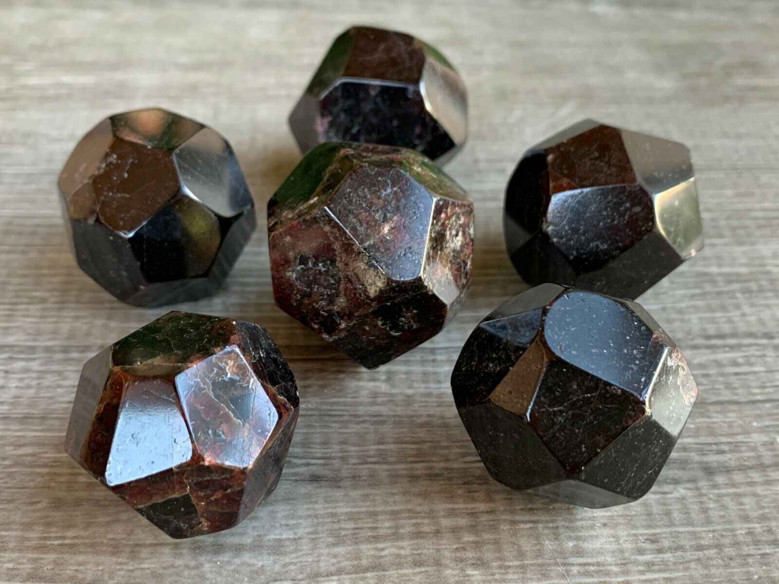 1600x1200 Large Almandine Garnet Faceted, 1 to 1.5 Polished Garnet Free Shape