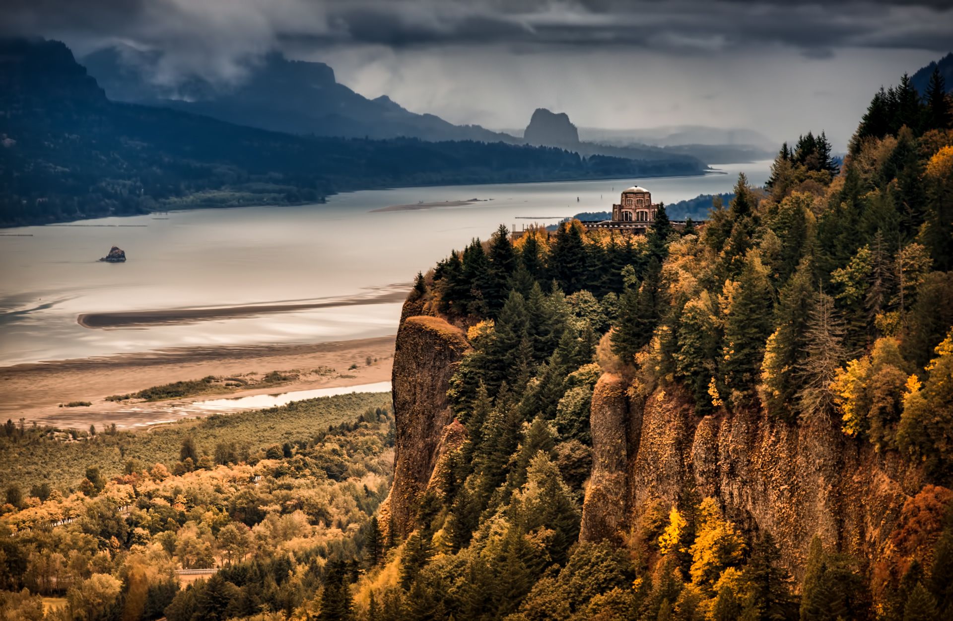 1920x1250 Wallpaper autumn, forest, mountains, river, Columbia River Gorge, The Overlook for mobile and desktop, section пейзажи, resolution 1920x1250