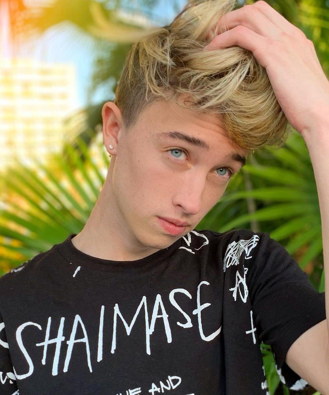 Cash Baker Wallpapers - Top Free Cash Baker Backgrounds - WallpaperAccess