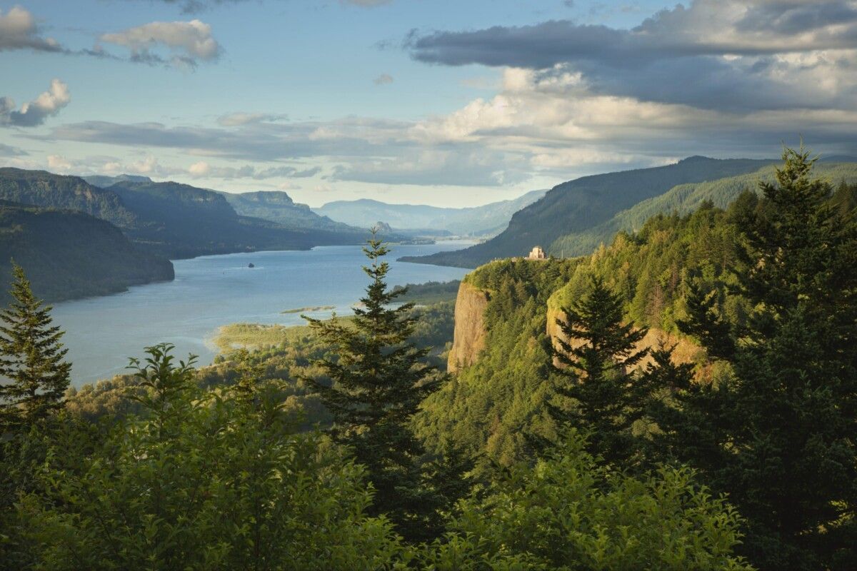 1200x800 Hours at Under Canvas Columbia River Gorge. Under Canvas®