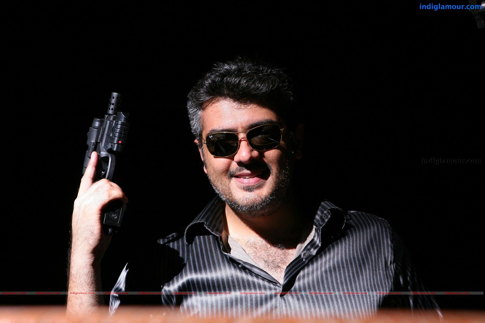 1620x1080 Mankatha Movie HD Photo, Image, Pics, Stills And Picture